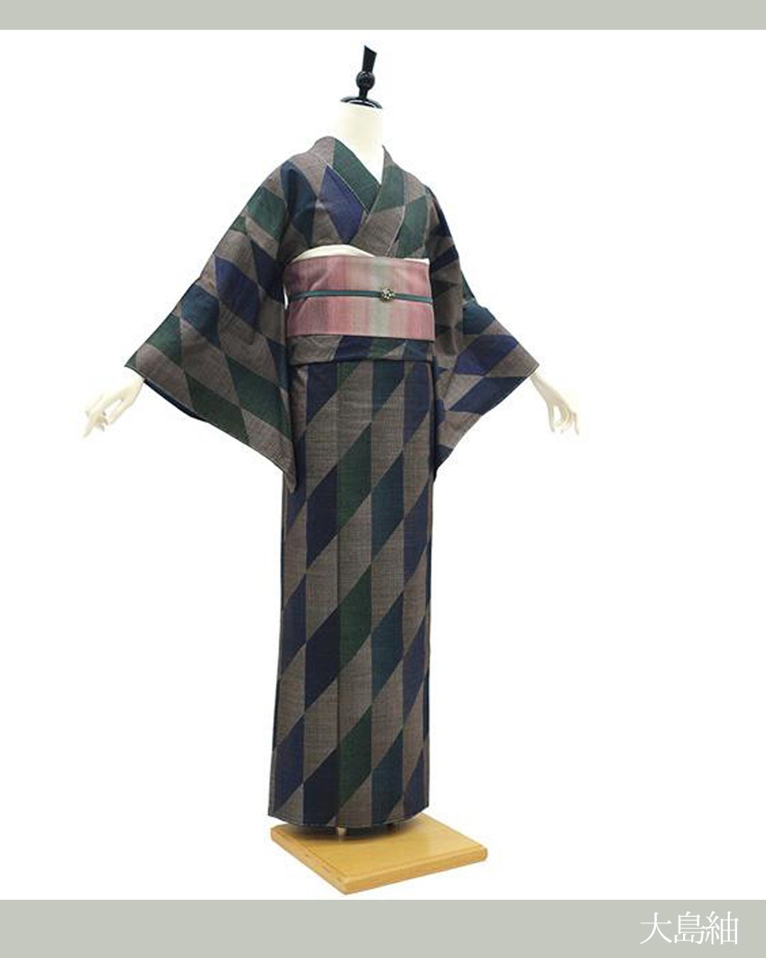 これ大島なの？渋かわ！好き！｜着物みやがわスタッフ