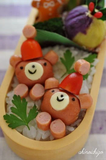 くまちゃんサンタのお弁当（キャラ弁）97｜akinoichigo/お弁当作家