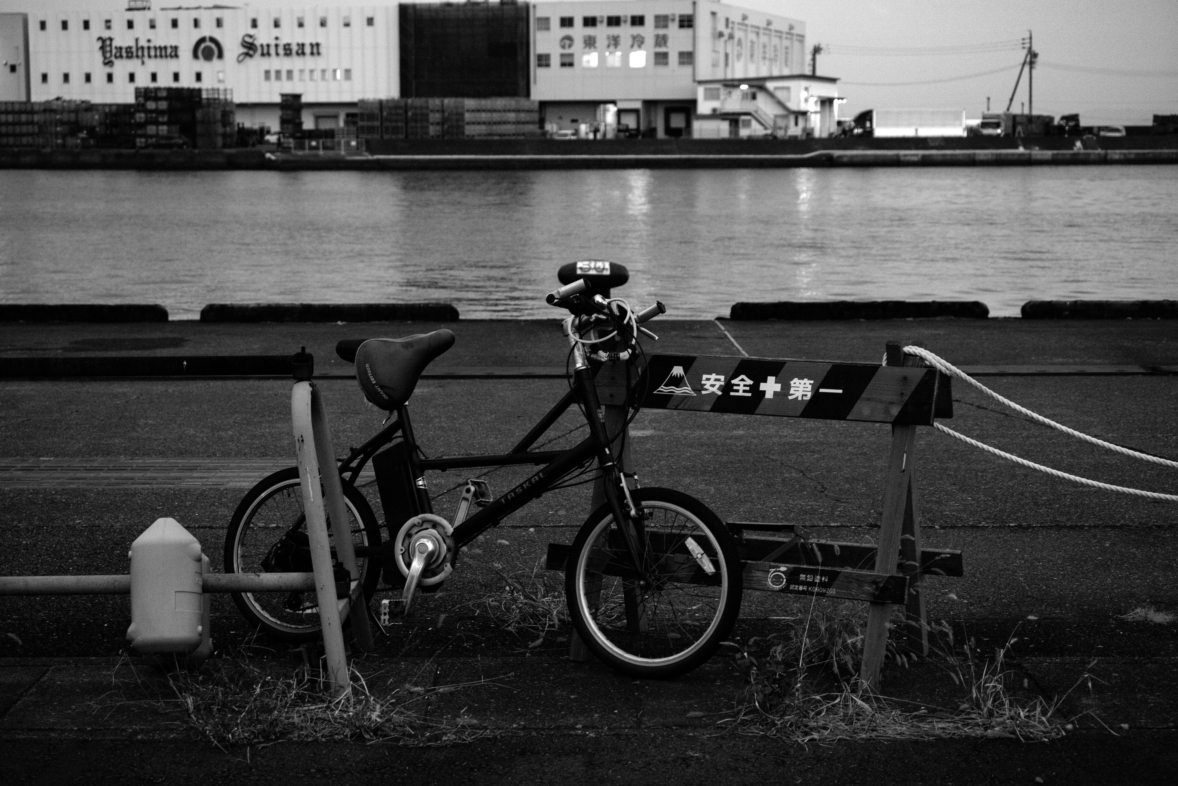 モノクロセンサースナップ｜shogo.m