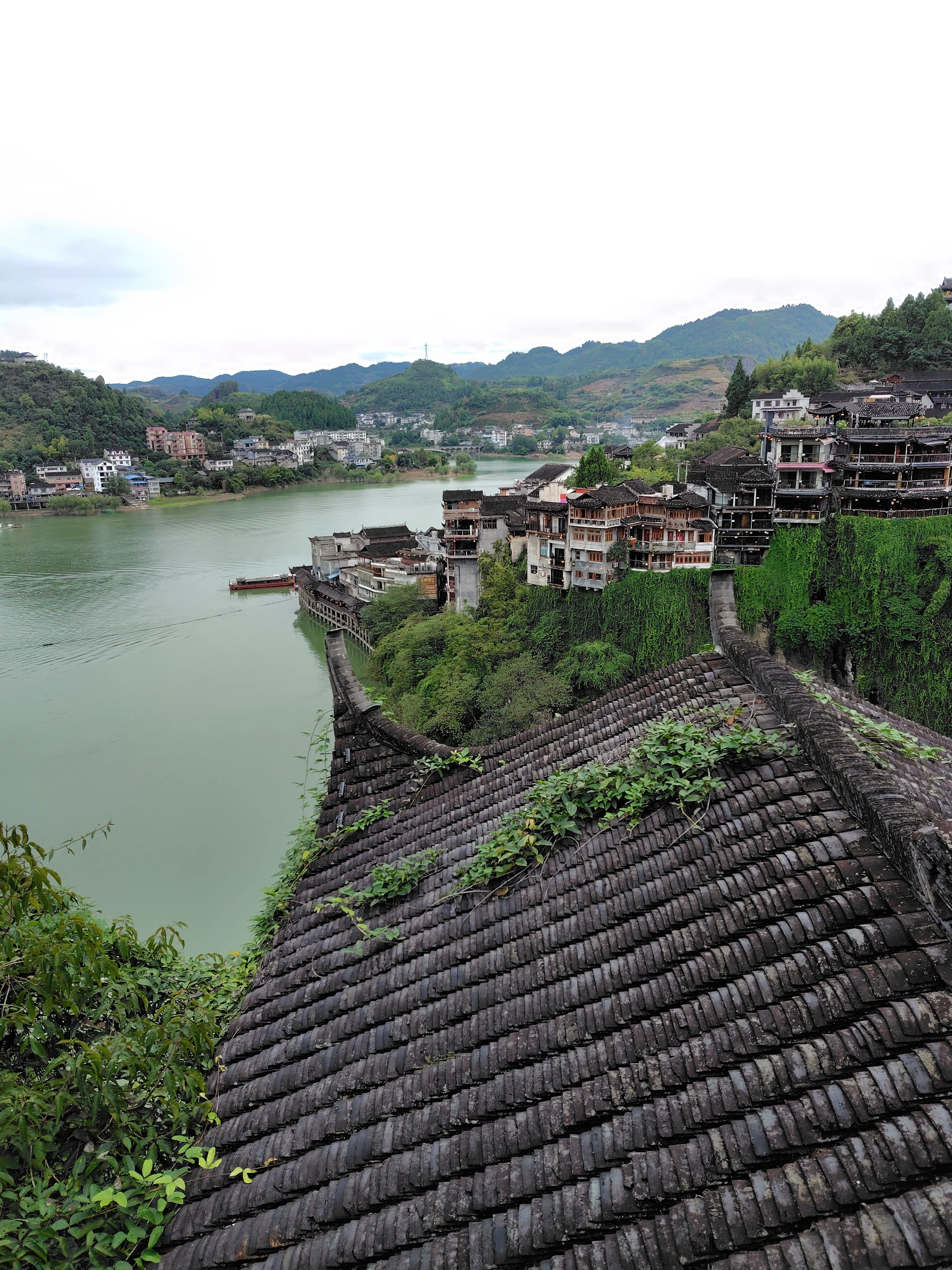 中国古鎮、古城巡り②芙蓉鎮｜kuroinutraveler