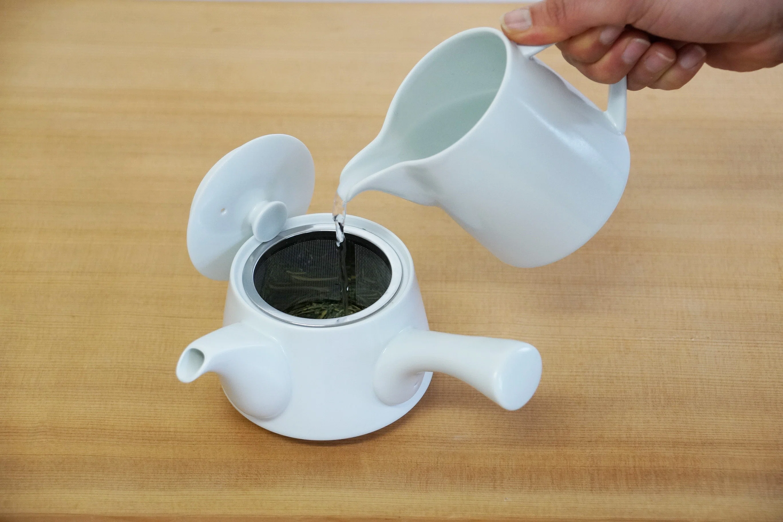 日本茶の“本当の美味しさ”を引き出す道具。茶楽 – SARAKUの茶海という