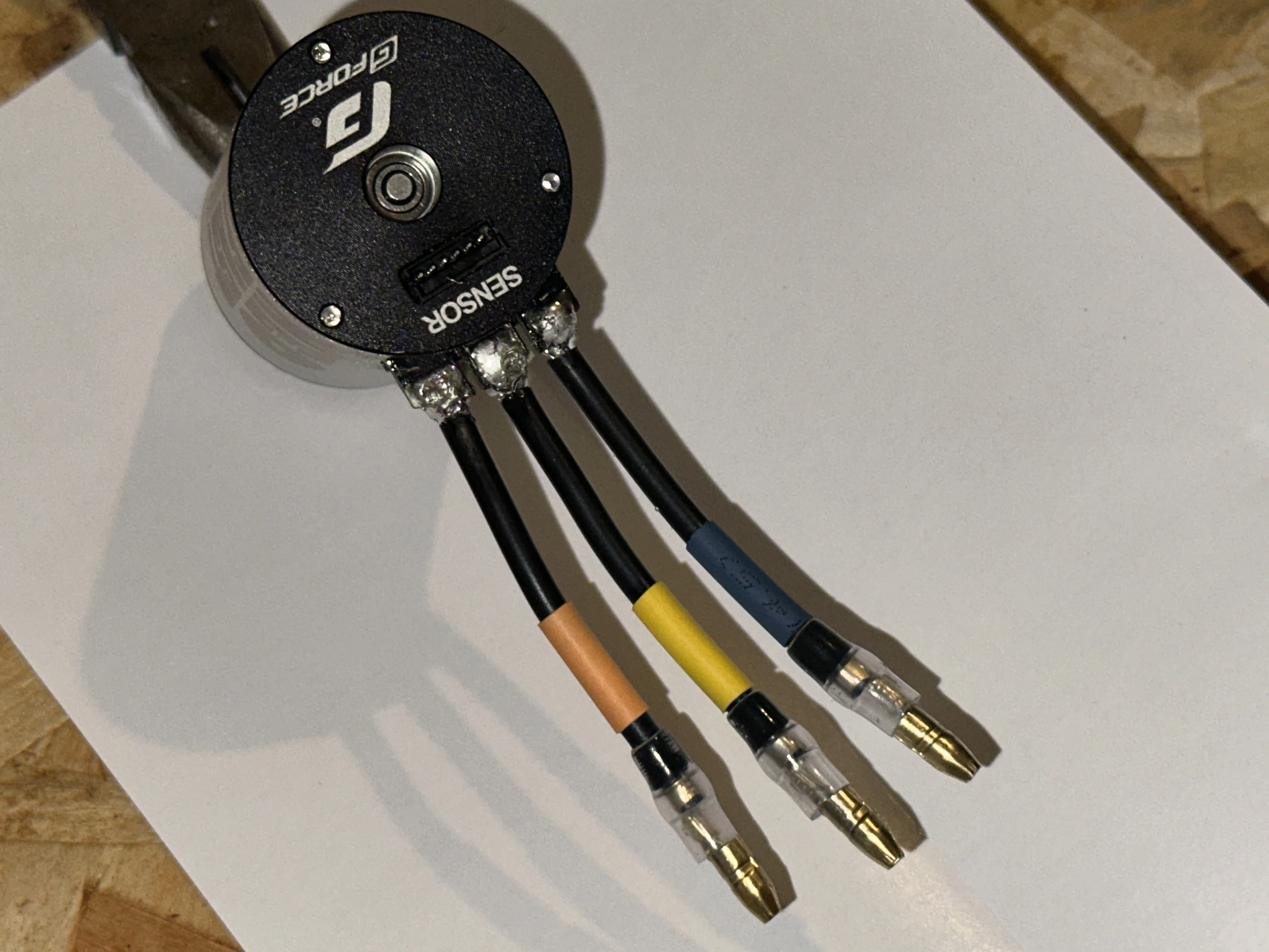 ご依頼品] ブラシレスモーターの修繕とオプションパーツの組み込みを