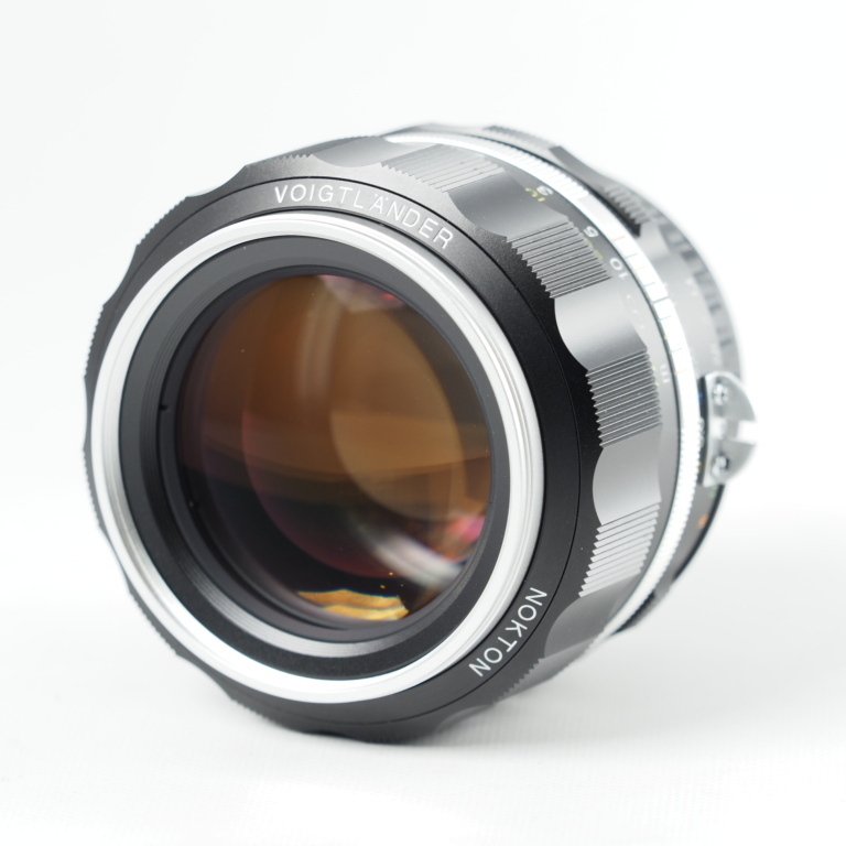 📷 Voigtländer NOKTON 58mm F1.4 SLIIS Ai-S シルバーリム