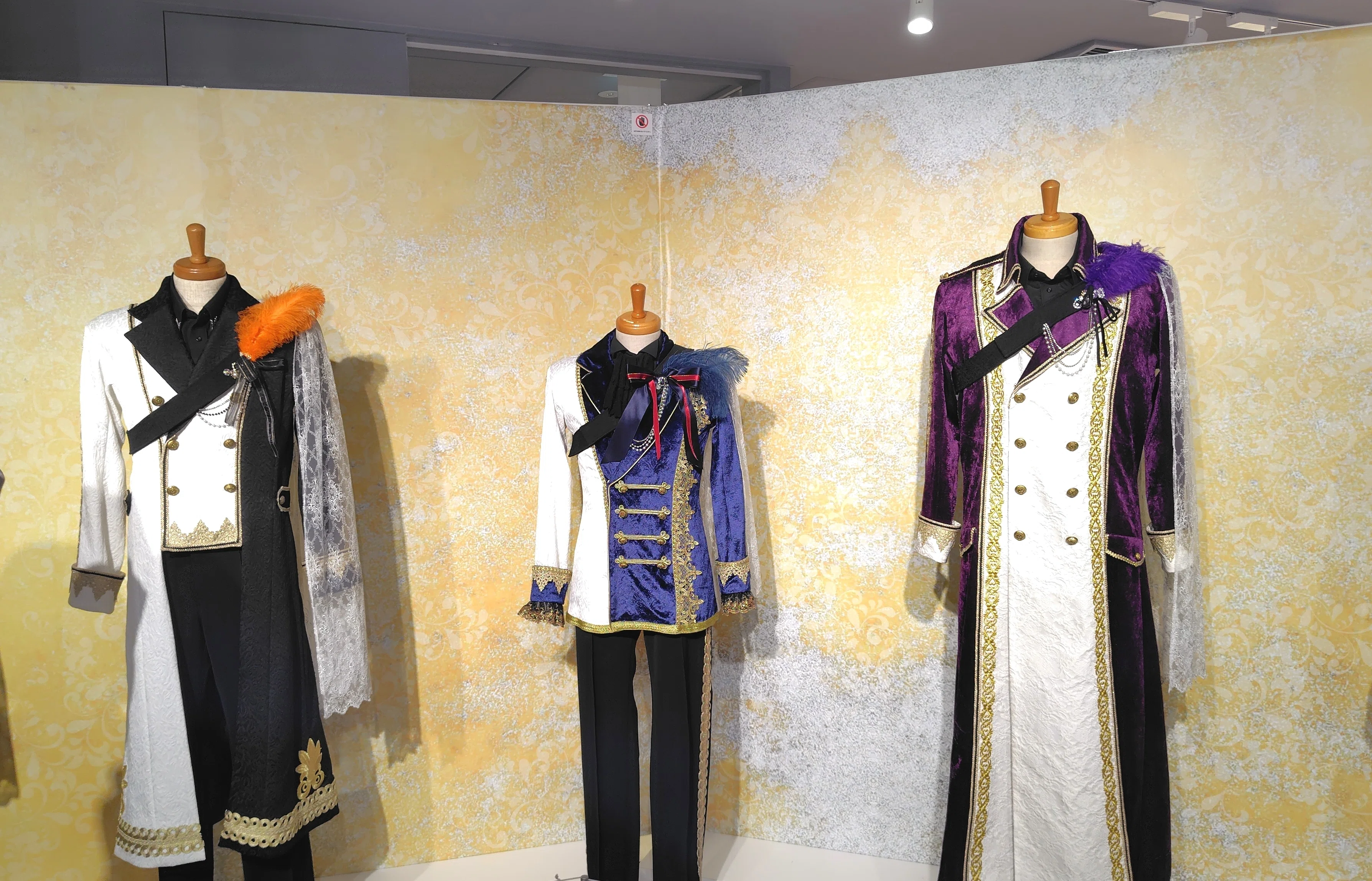 推しを体感！刀ミュ衣裳展inシブツタ│推し活｜しずく│編み物│蜂須賀