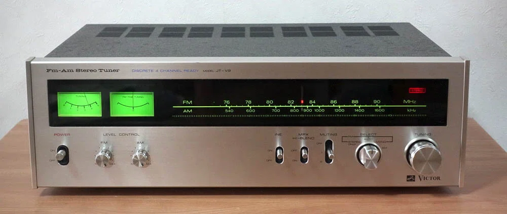 Victor ビクター JT-V9 AM/FMラジオチューナー Victor JT-V9 修理調整記録: BLUESS Laboratory
