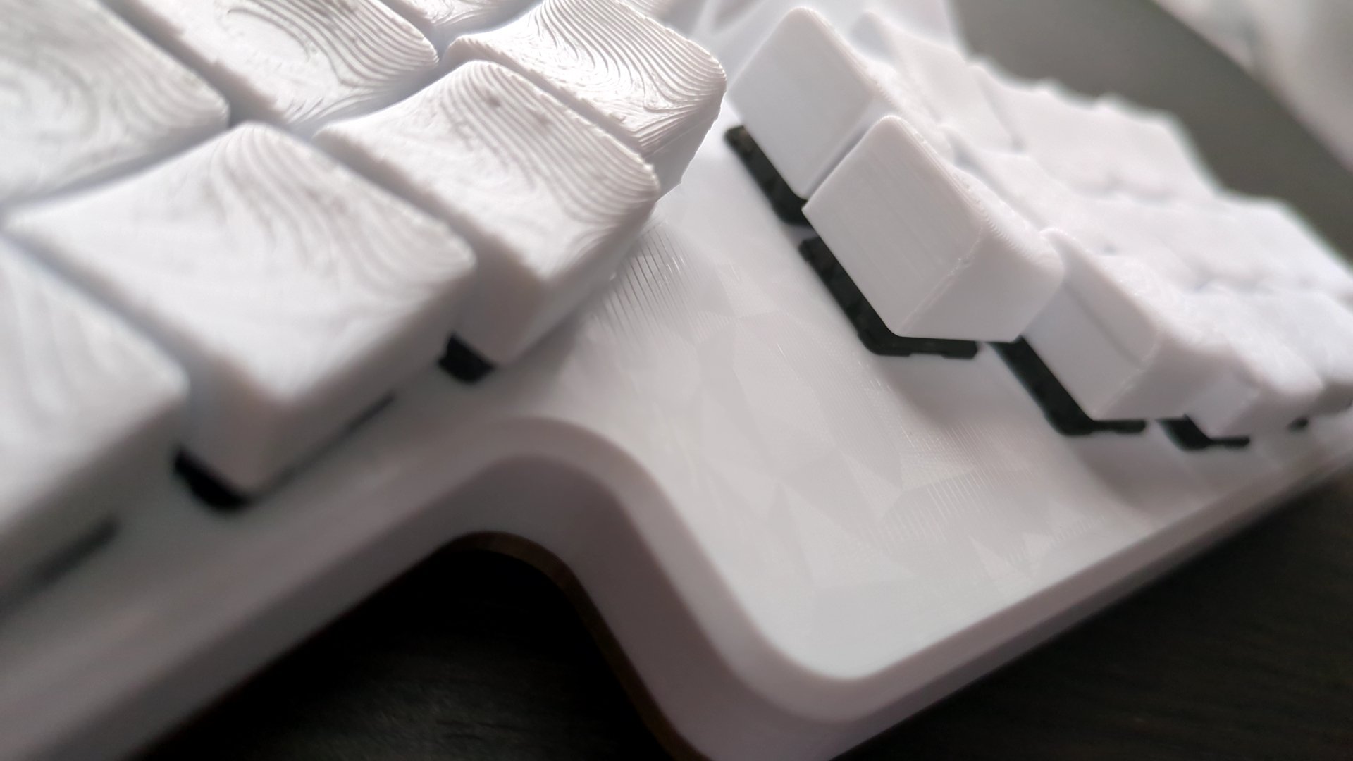 この自作キーボードめっちゃいい感じになってきた｜ぱまじゃです。