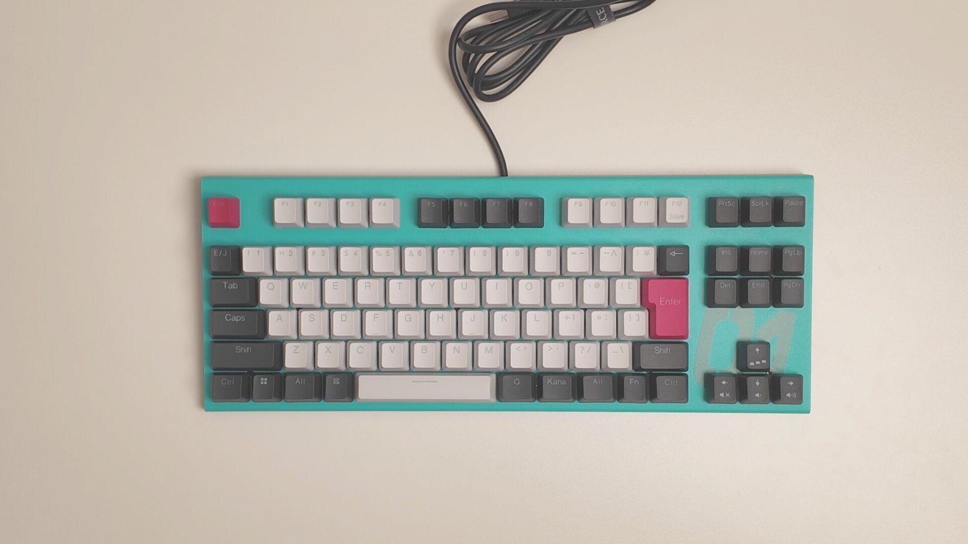 自作キーボード「CORNE V4 CHERRY」のキーバインド、ブロガー版です