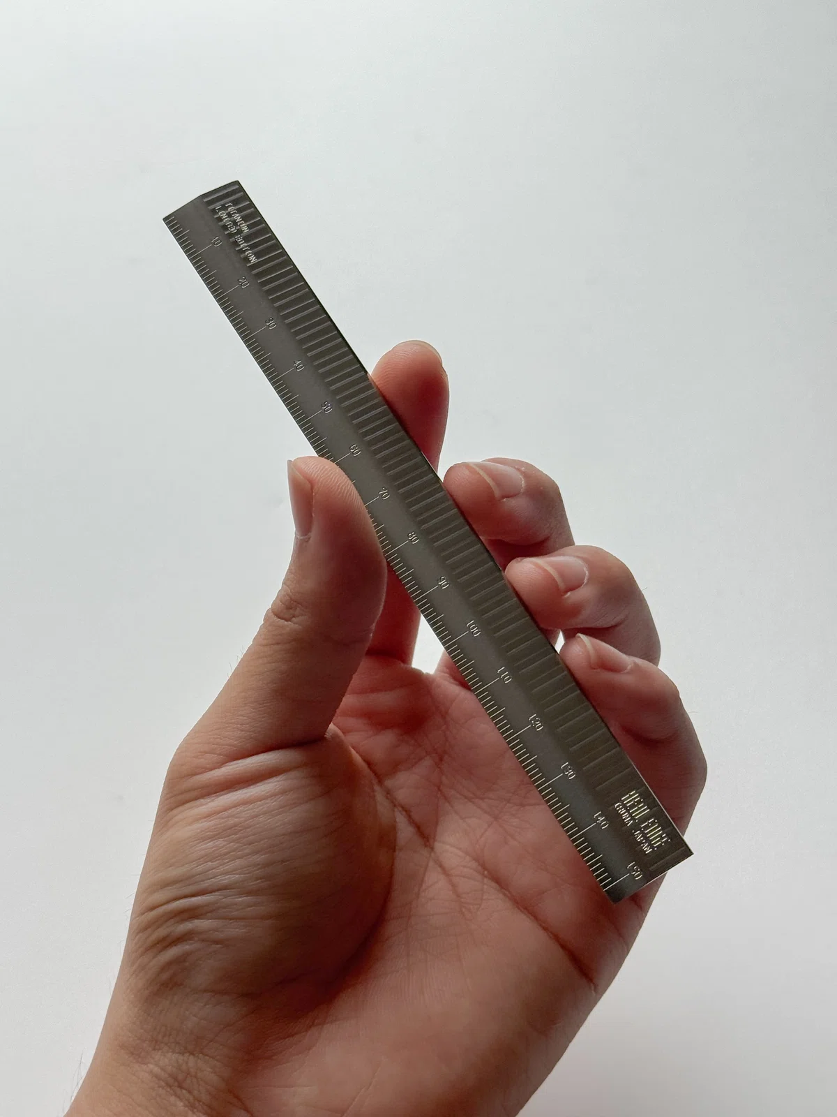 ULTIMATE STATIONERY REVIEW】#002 【1万円の定規】REAL EDGE Titan 