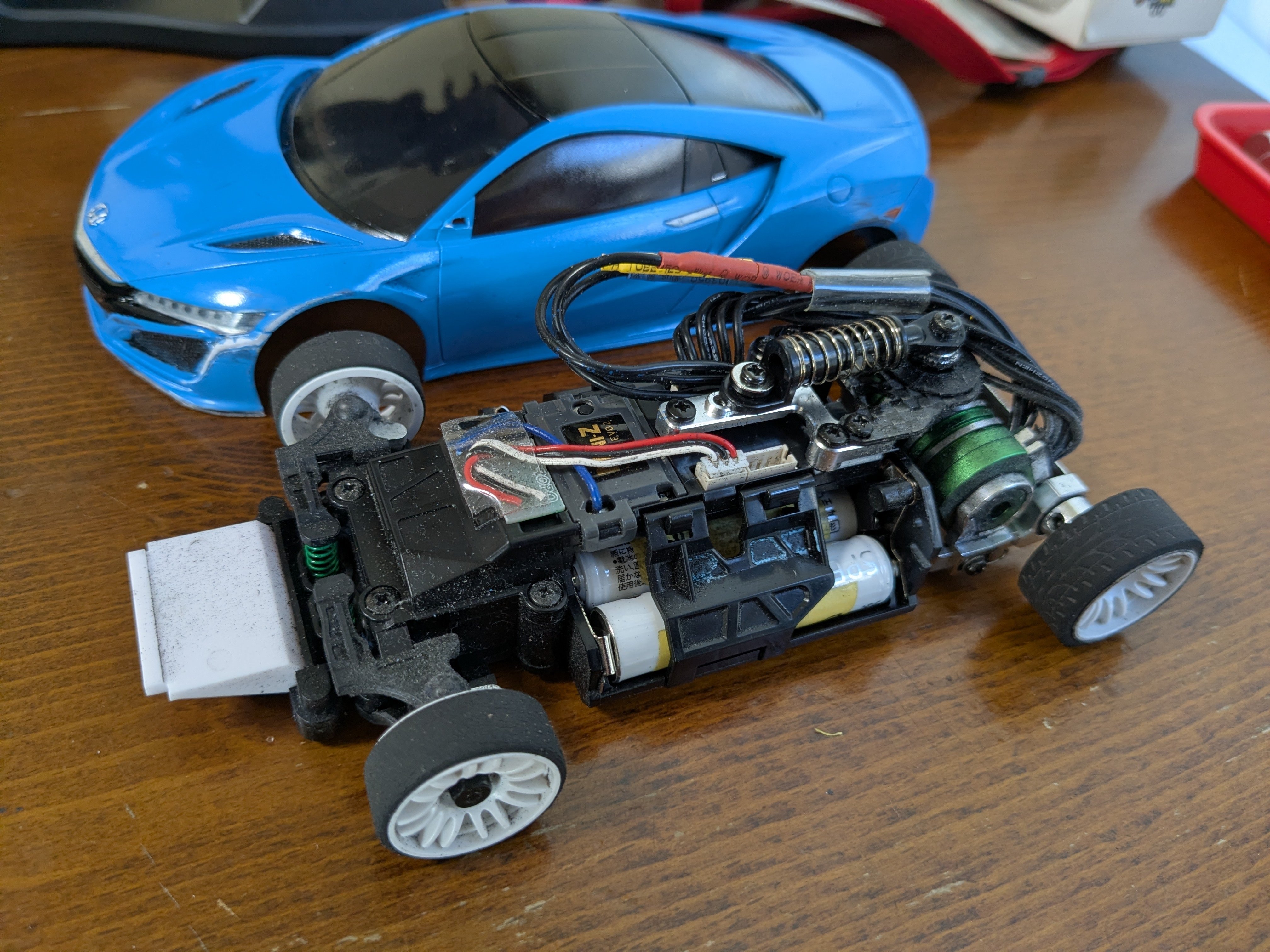 Dunkgyでミニッツの新型2Xタイヤを試す｜hondamanrc