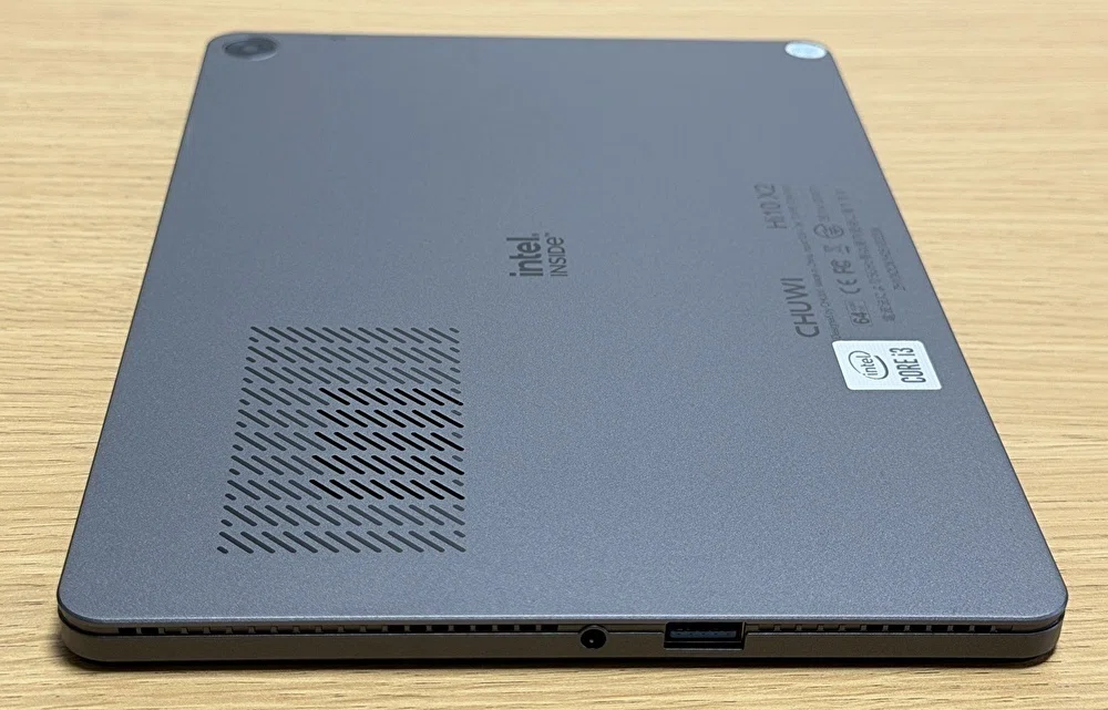 CHUWI Hi10 X2、10インチ 2 in 1のキーボードセットが販売に。実機使用