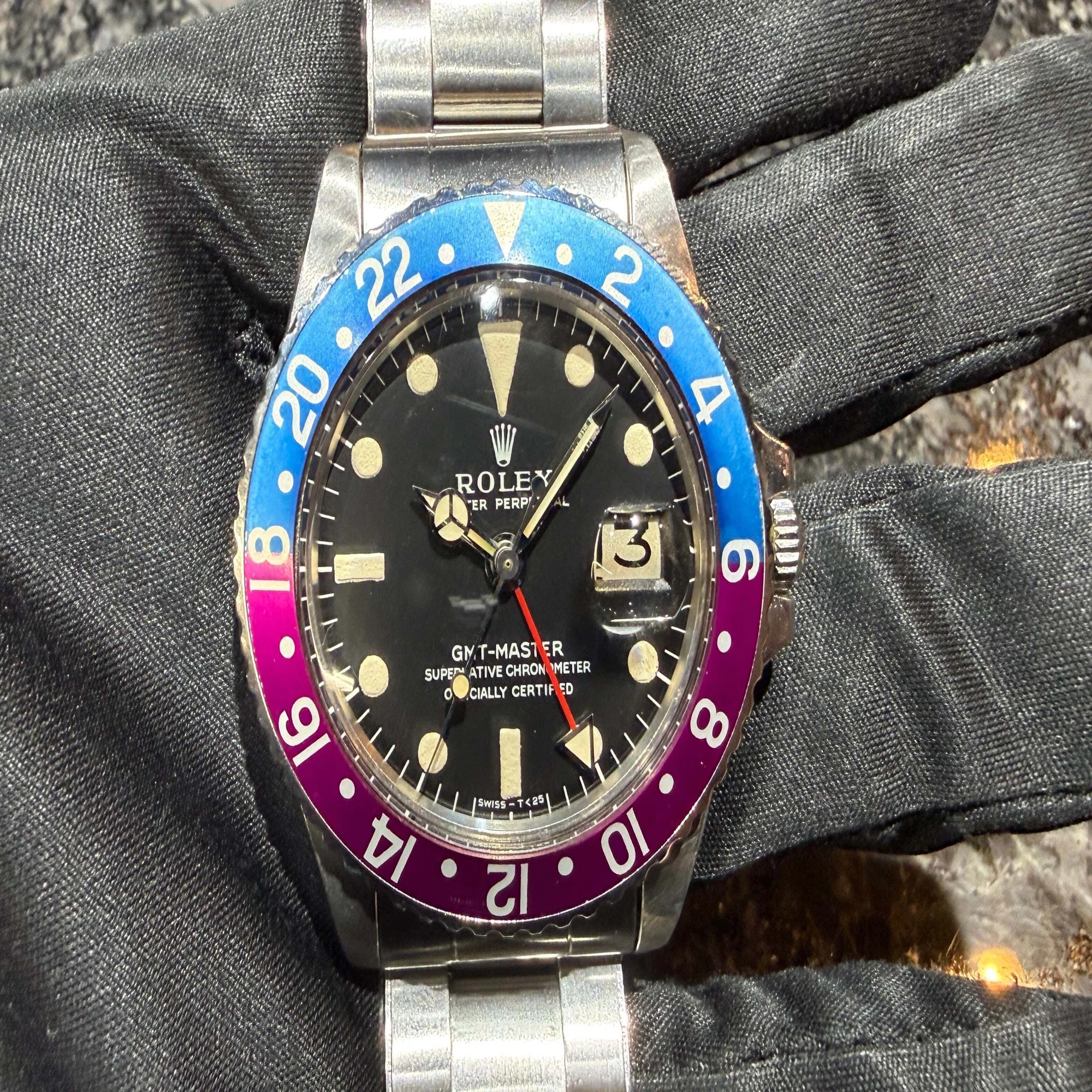 ロレックス ROLEX GMTマスター ビンテージ アンティークフクシア