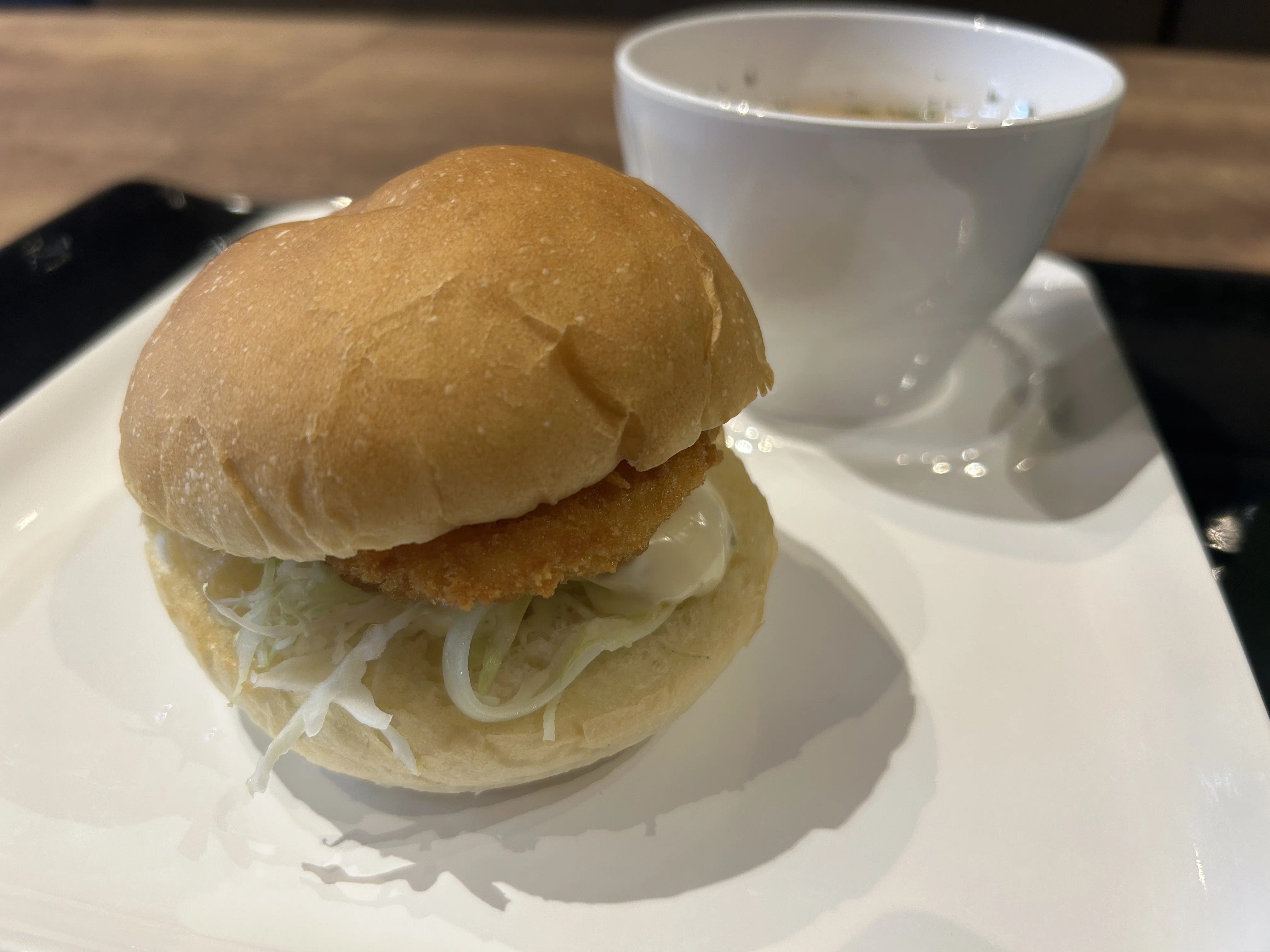 今日のランチ何にする？【社員食堂編】｜ソフトサービスグループ採用