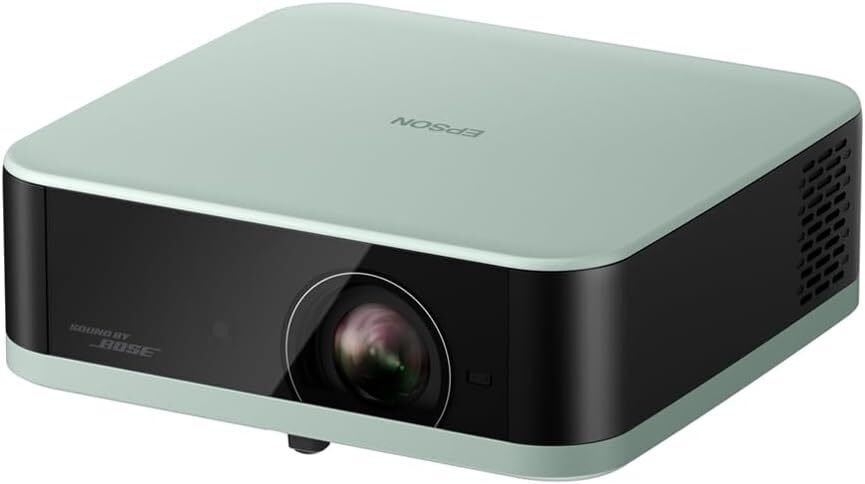 家庭で映画館のような体験を！エプソンのプロジェクターEF-61Gで贅沢な