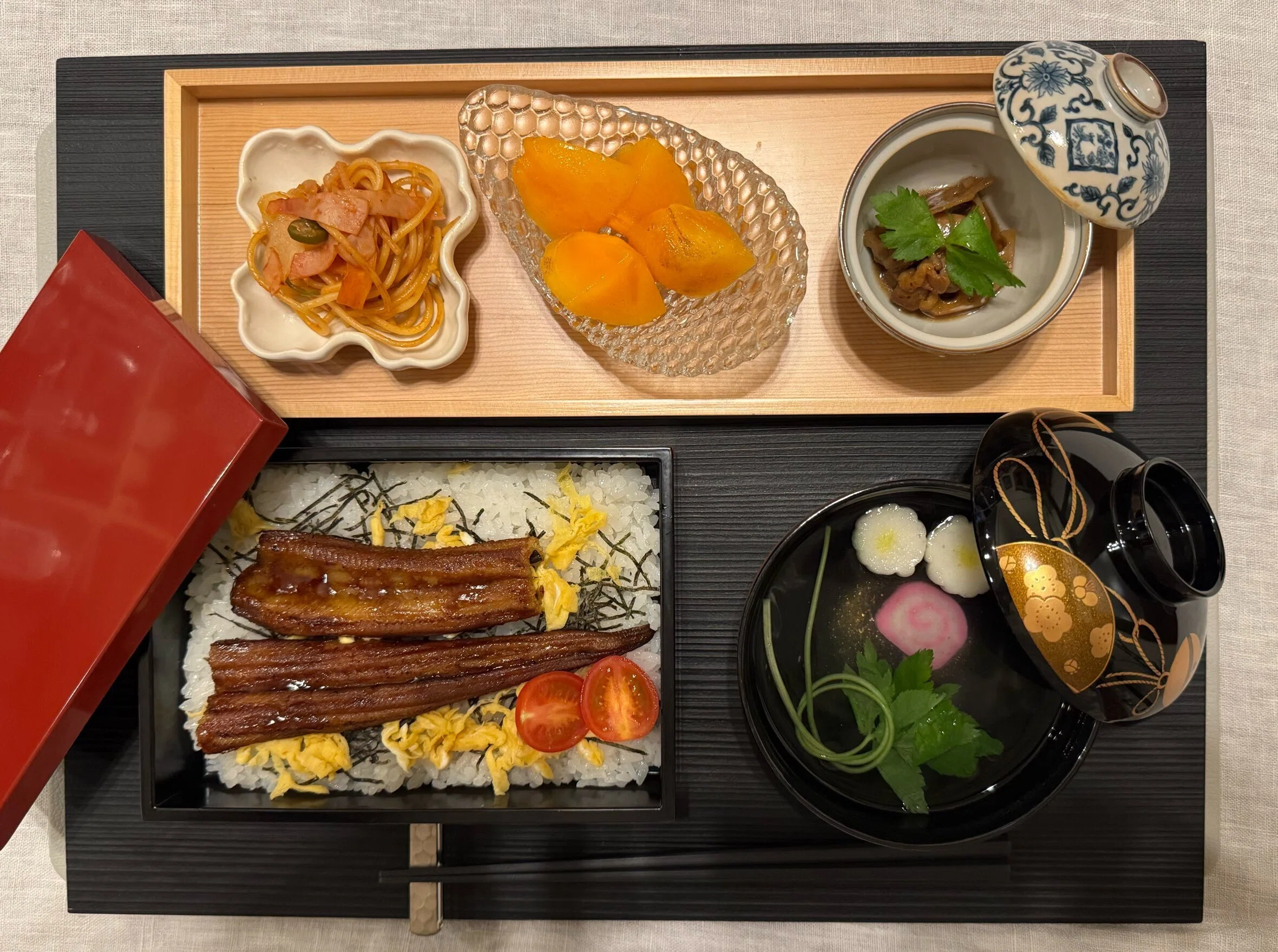 穴子重と松蔭柿で深まる秋のお膳｜あおねこごはん