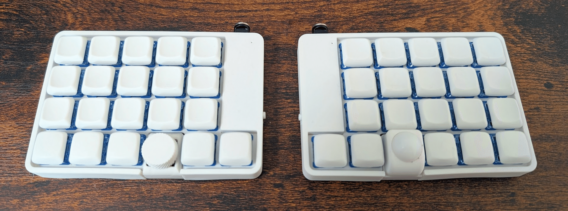 沼あらため湯舟。キーボードっていい湯だな。（5か月ぶり5台目：LisM