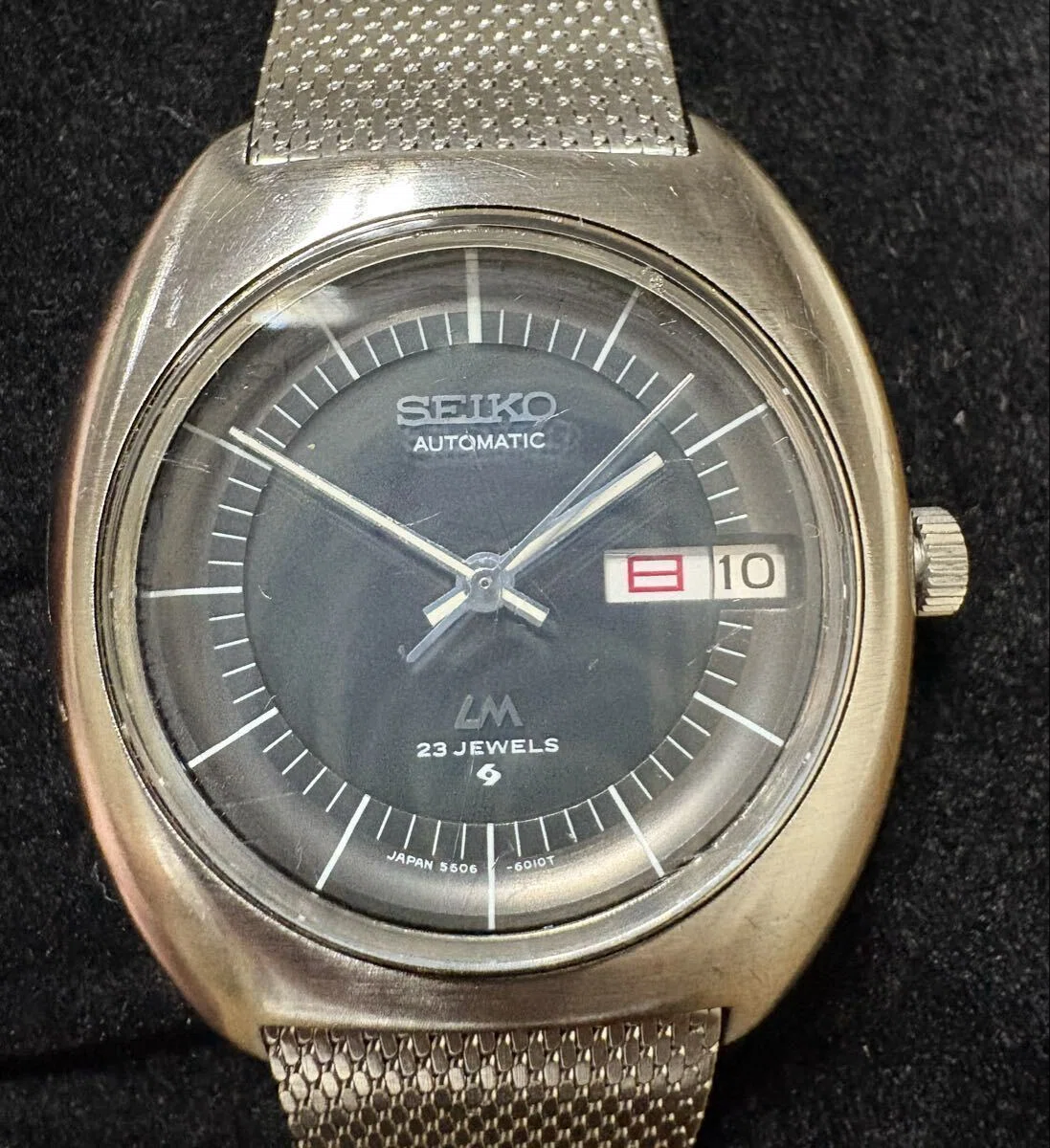 かず No.348 | Seiko | 5606-6000 | ガラス内側が曇る時計｜とある猫好き