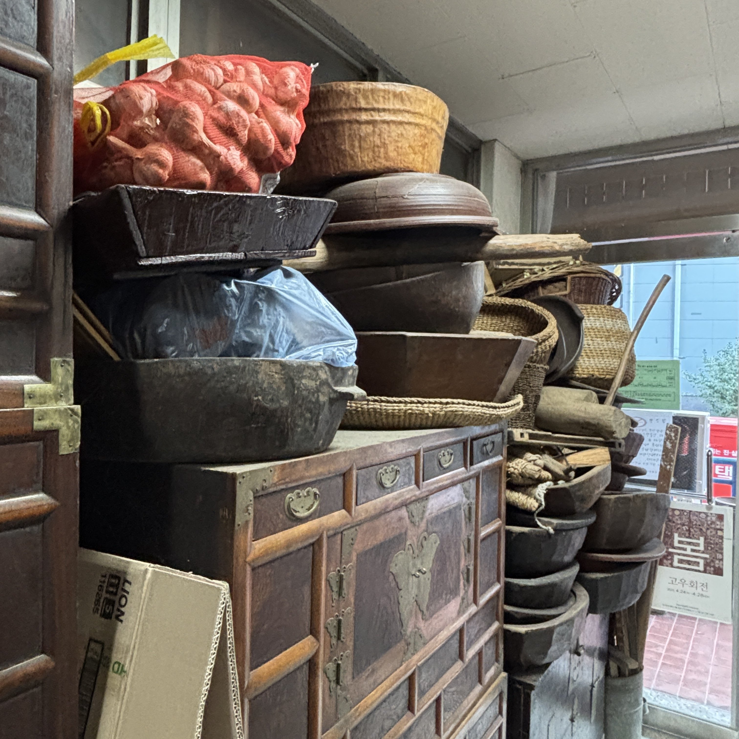 韓国旅🇰🇷】 韓国の骨董屋さんに行こう｜あめげんば｜Ame Gemba