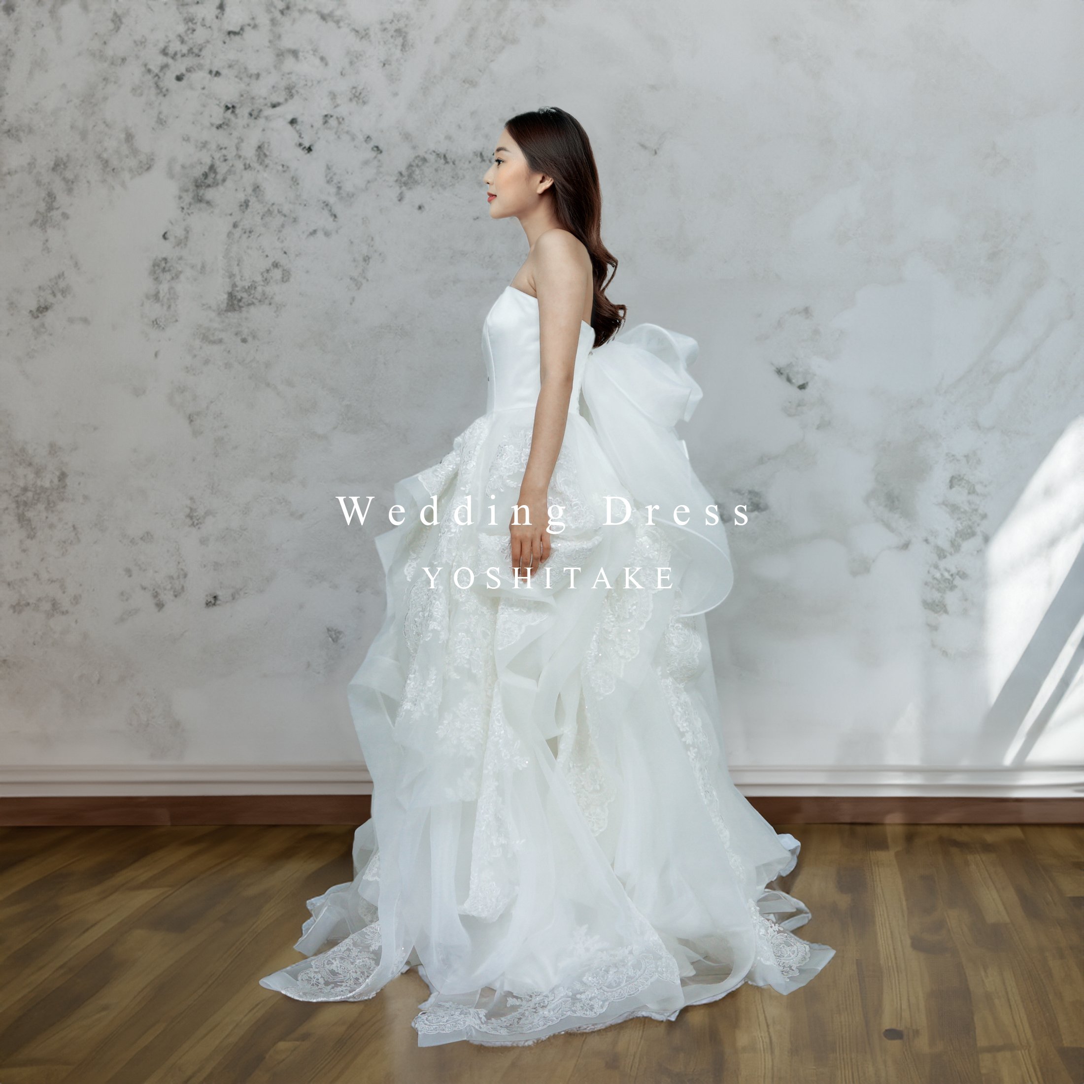 ウエディングドレス.白.レース.Aライン.バックリボン.フリル.Y2601