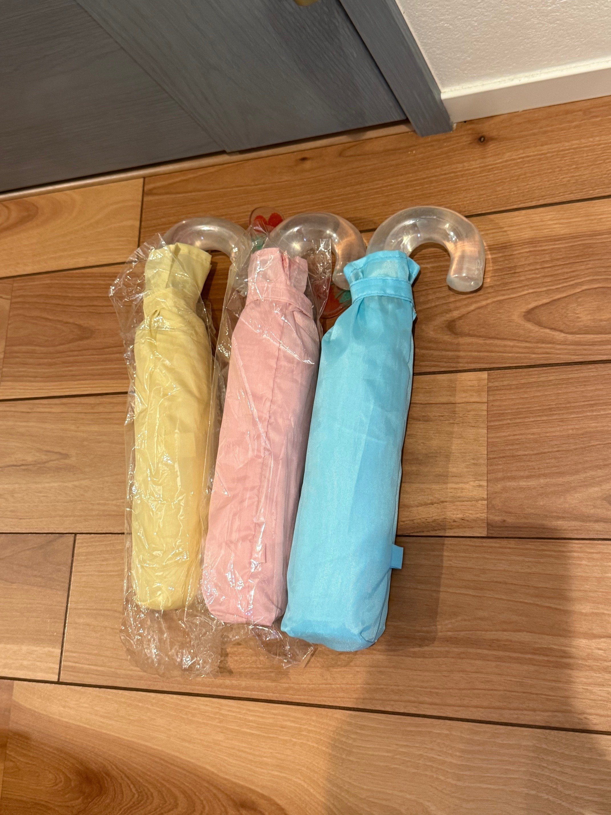 桑田佳祐 「明日晴れるかな」 折りたたみ傘 非売品 3色 126 桑田佳祐 「明日晴れるかな」 折り畳み傘｜naminorilily