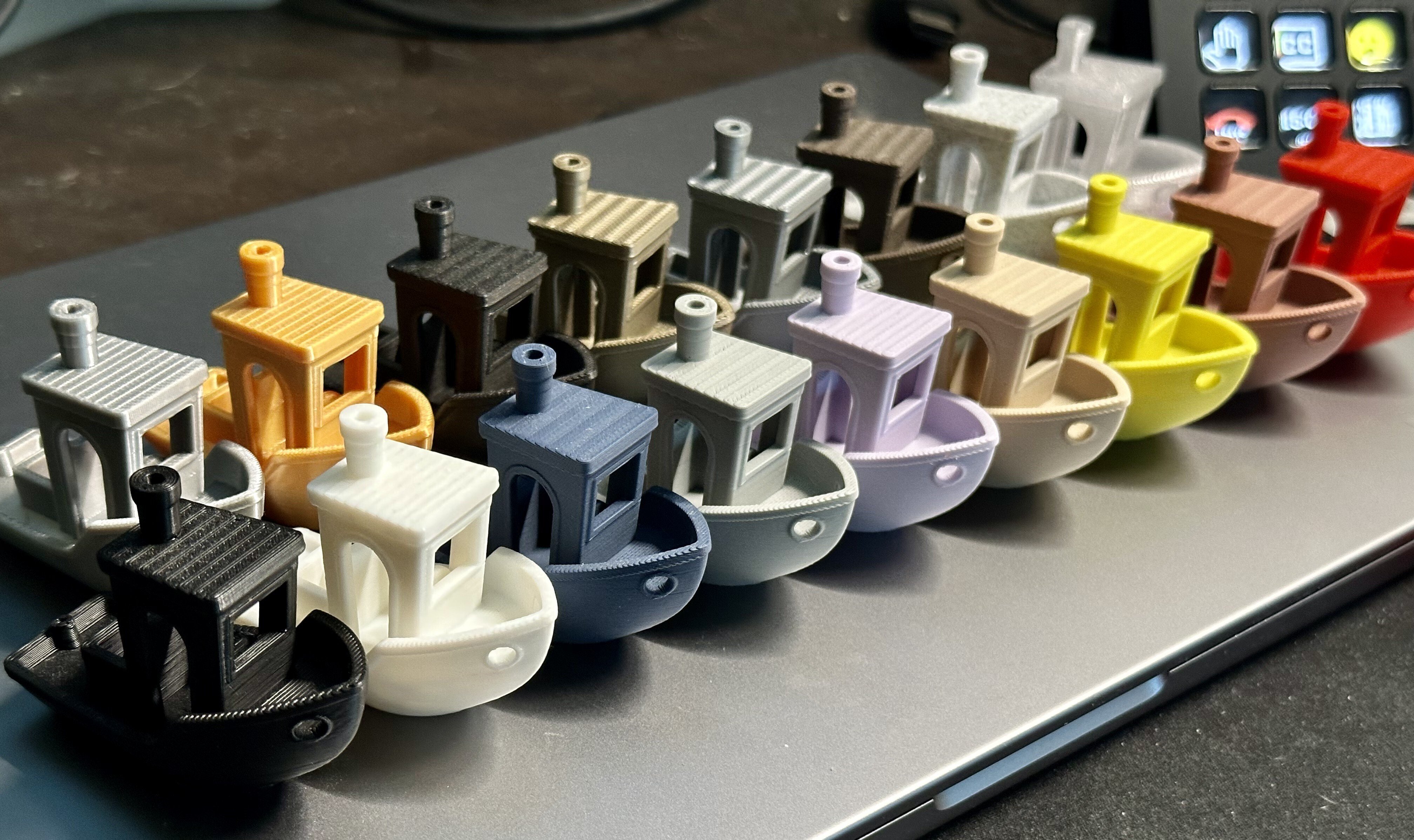 はじめてのマイ3Dプリンターと過ごした1年｜y-shi