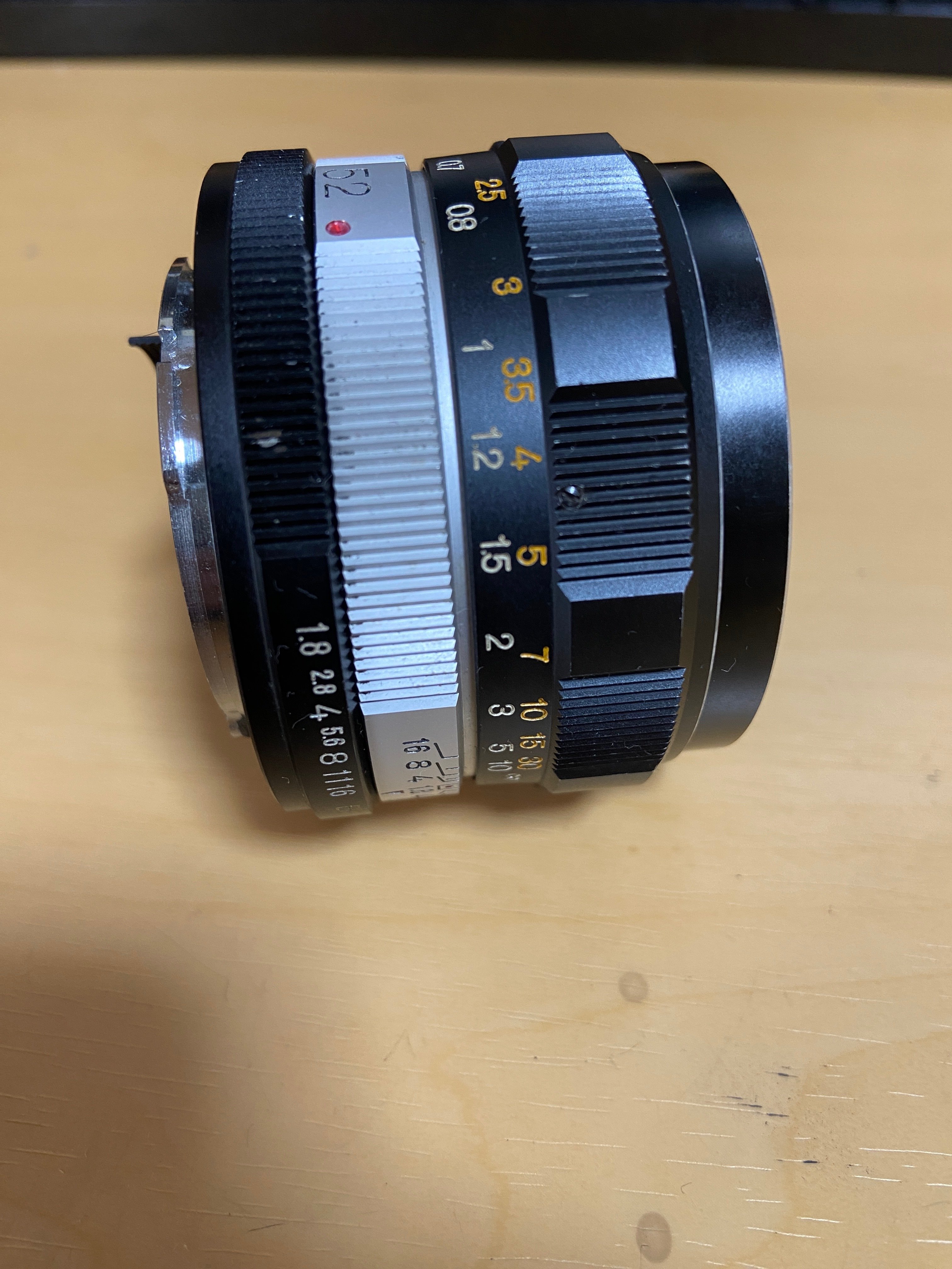 Konica HEXANON AR 52mm f1.8 無限遠調整｜くるったみかん