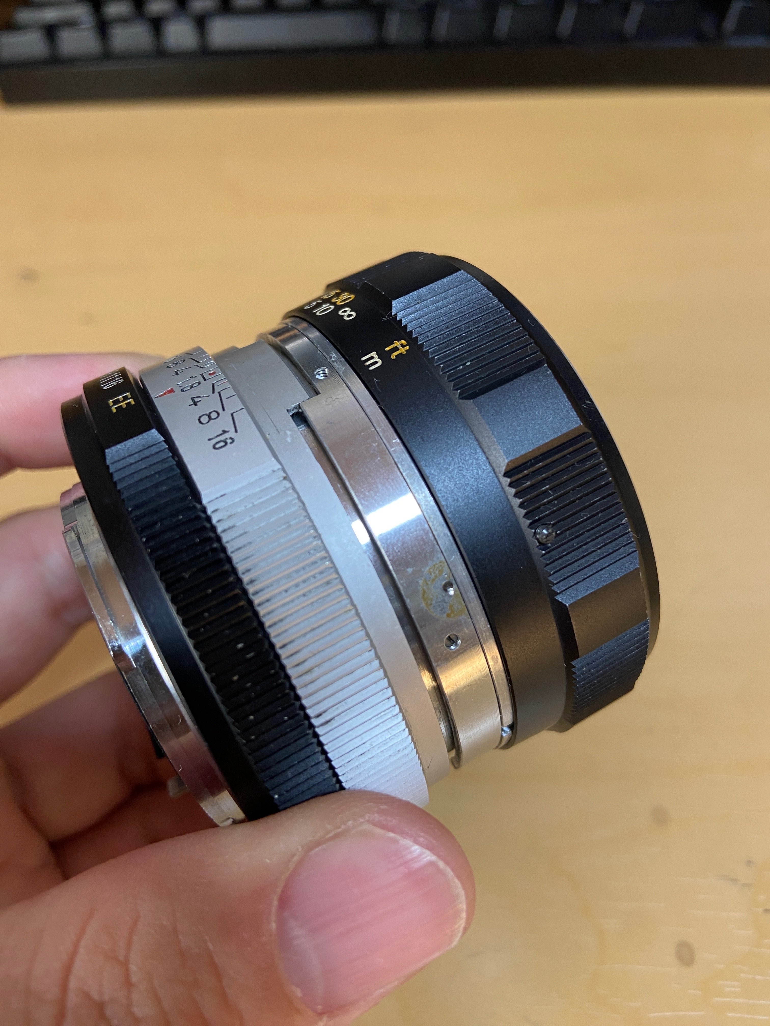 Konica HEXANON AR 52mm f1.8 無限遠調整｜くるったみかん