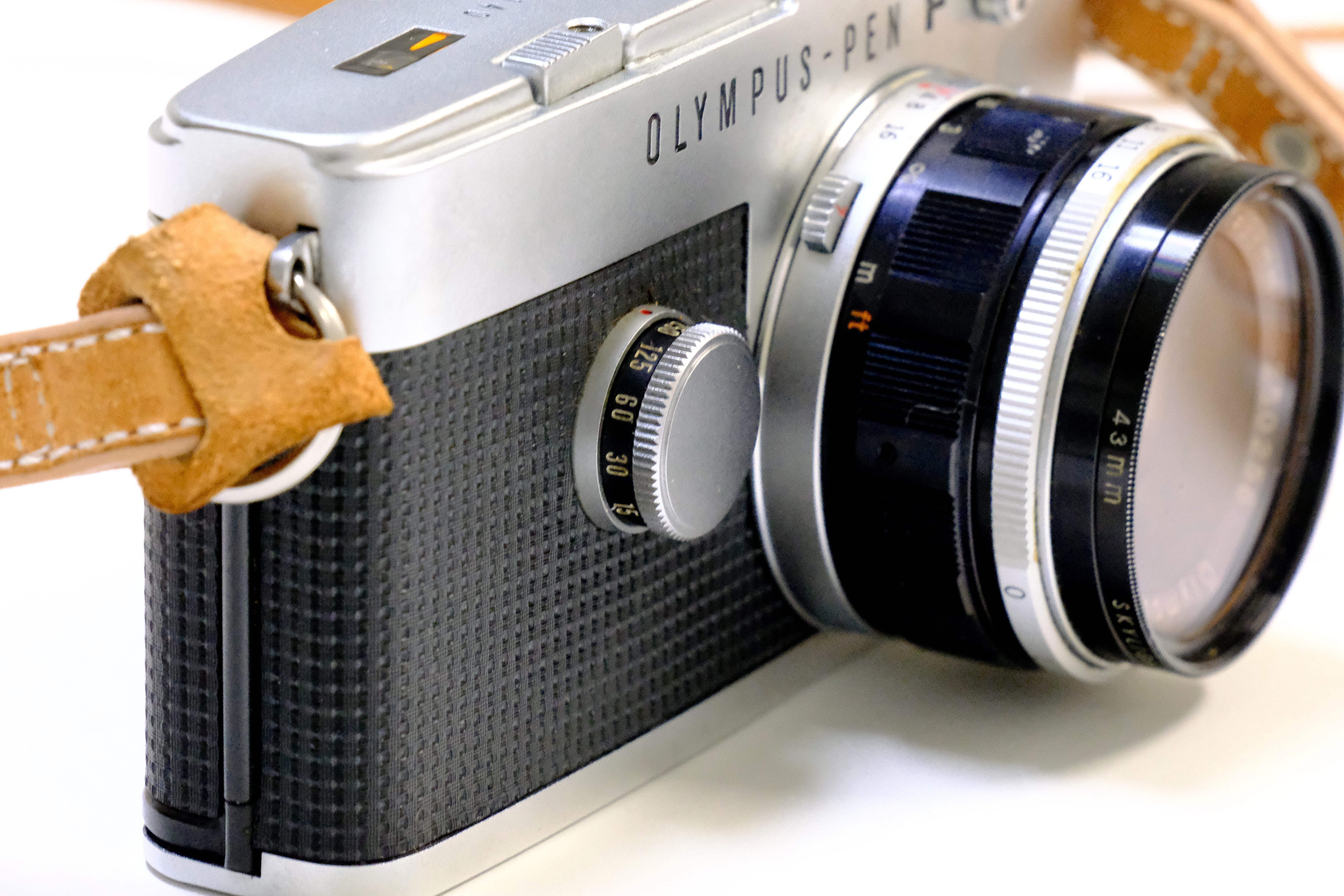 ハーフサイズのオリンパス PEN-FTでフィルム写真を撮ってみた｜Heira.K