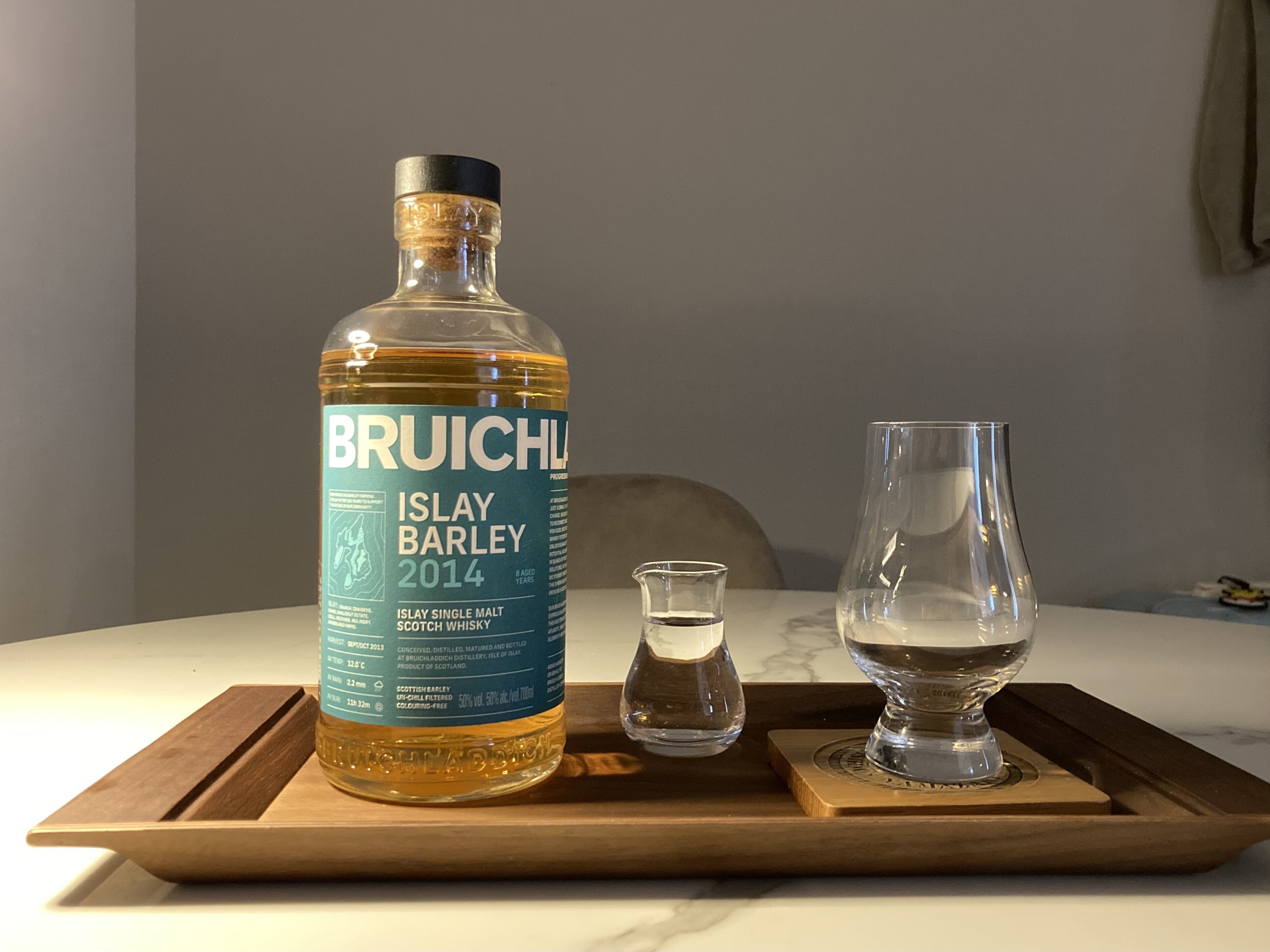 ウイスキー評価】ブルイックラディ アイラバーレイ｜黄桃の缶詰