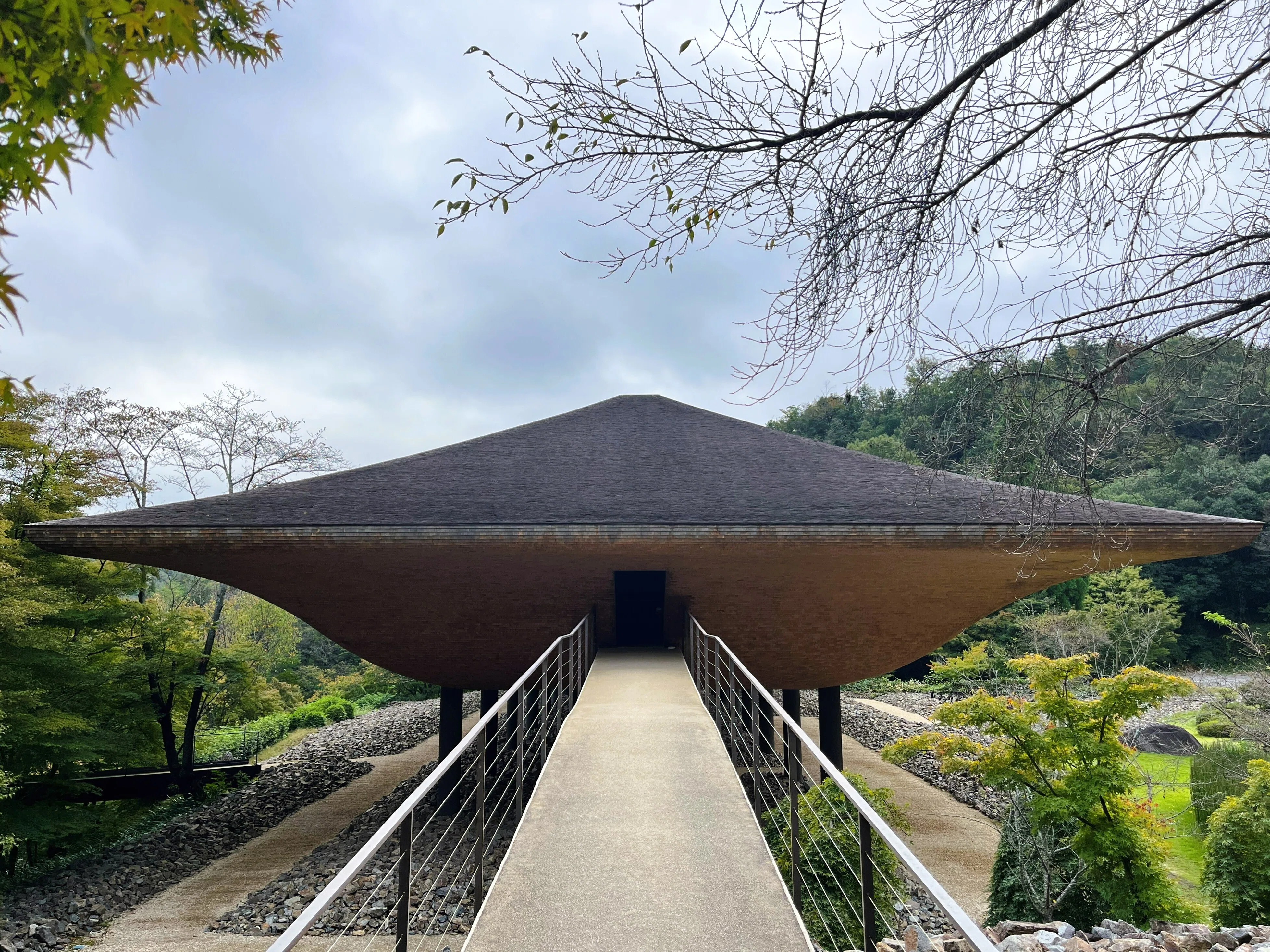 【中古】禅院の建築?禅僧のすまいと祭享 中古】禅院の建築?禅僧のすまいと祭享の通販 by オマツリライフ ラクマ