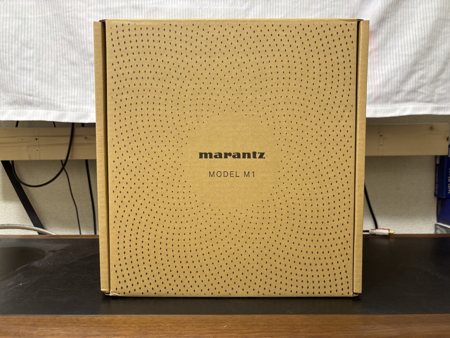 コンパクトなアンプってどうよ？-マランツの「MODEL M1」を買ってた