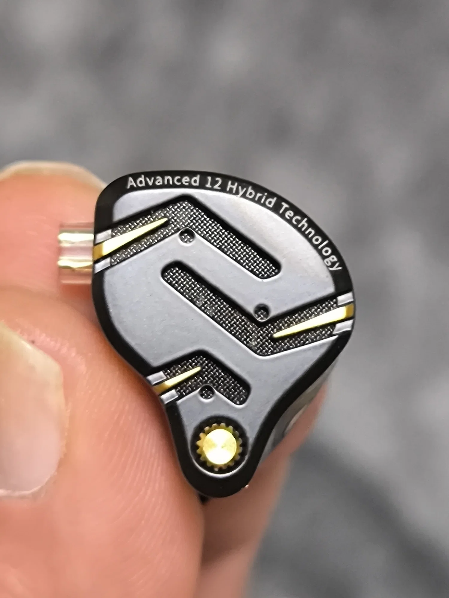 KZ ZS12 Pro 2 レビュー「中華イヤホン狂騒曲」――現代に蘇った「中華 KZ ZS12 Pro 2 レビュー「中華イヤホン狂騒曲」――現代に蘇った「中華