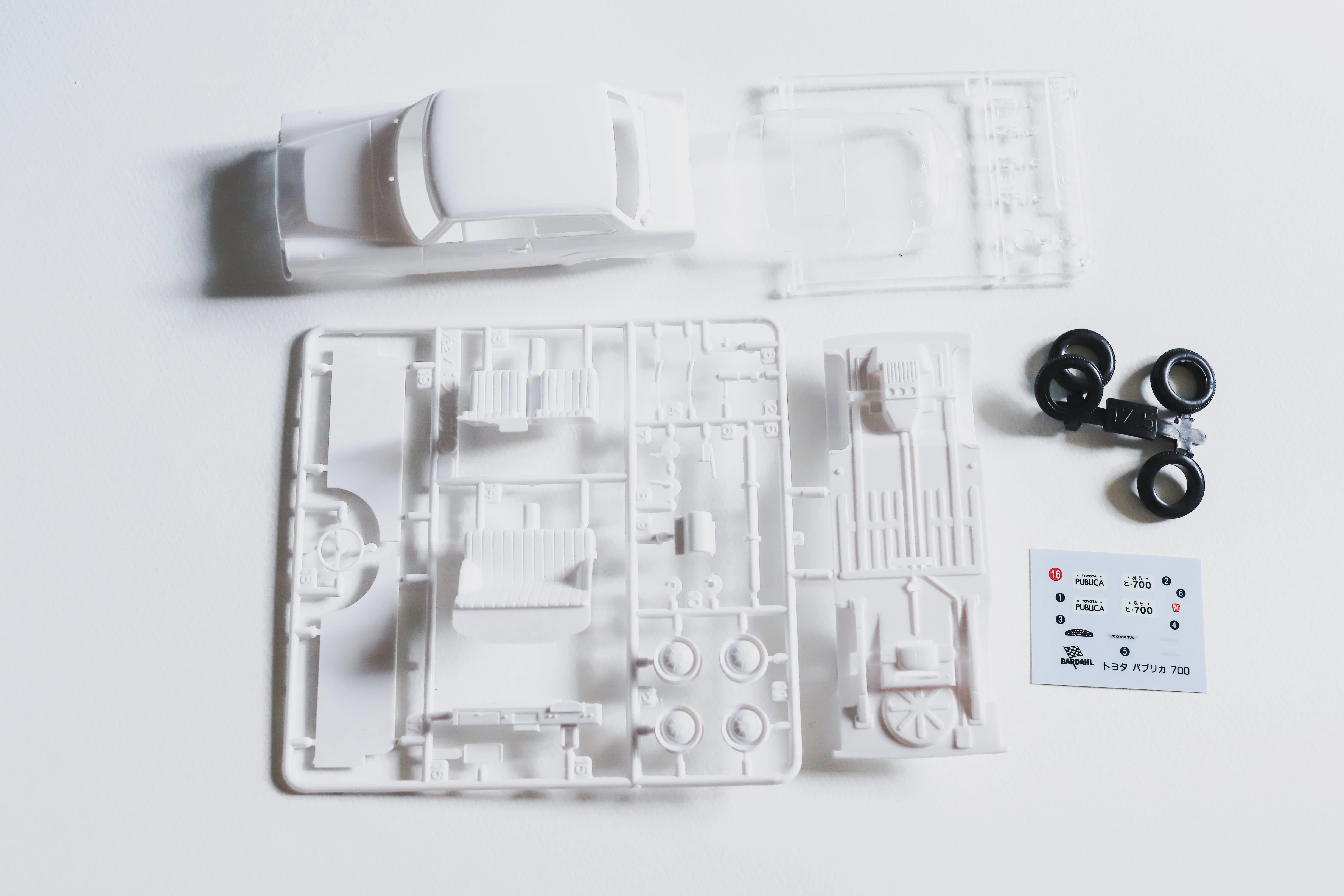 プラモ】アリイ 1/32 トヨタ パブリカを制作｜もんぶらん