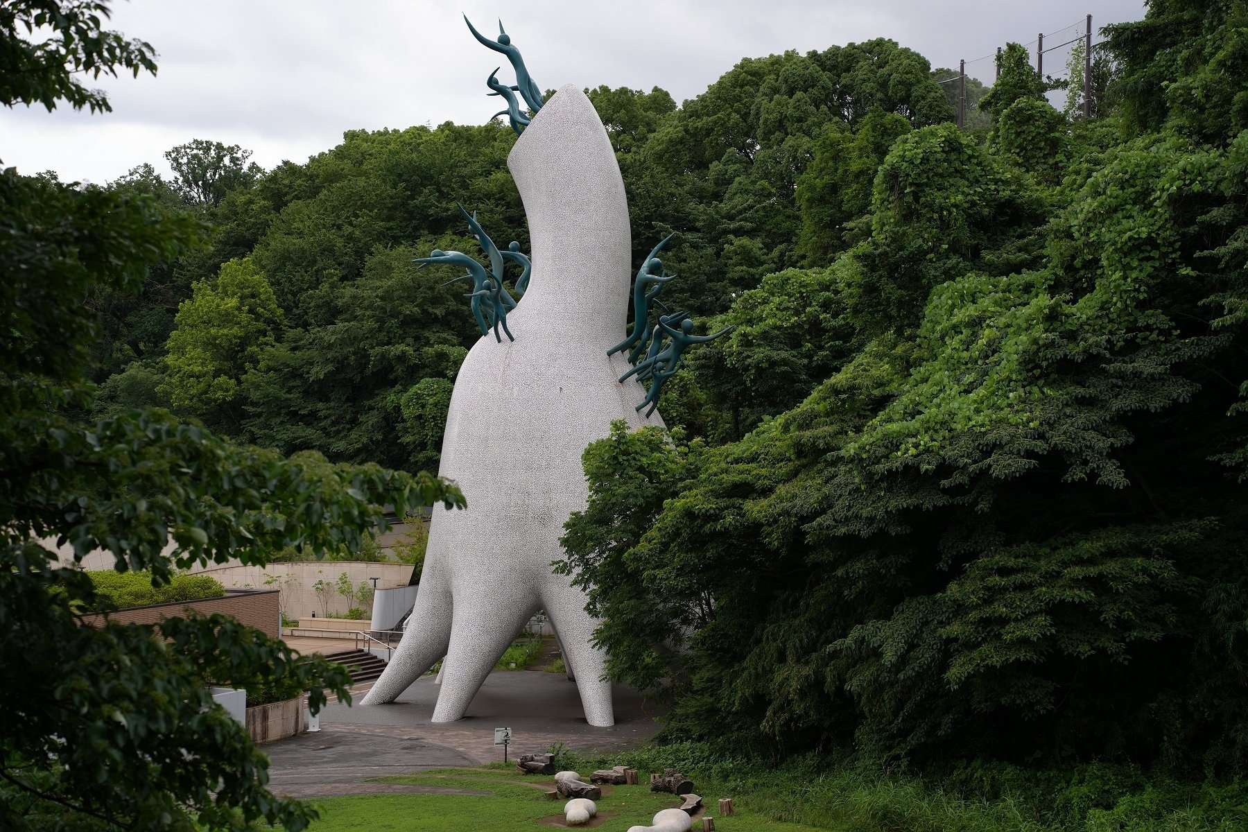 カーニバルプラザ　希少　岡本太郎　美品 岡本太郎さんデザインの“リオちゃん” | Logoのdiary