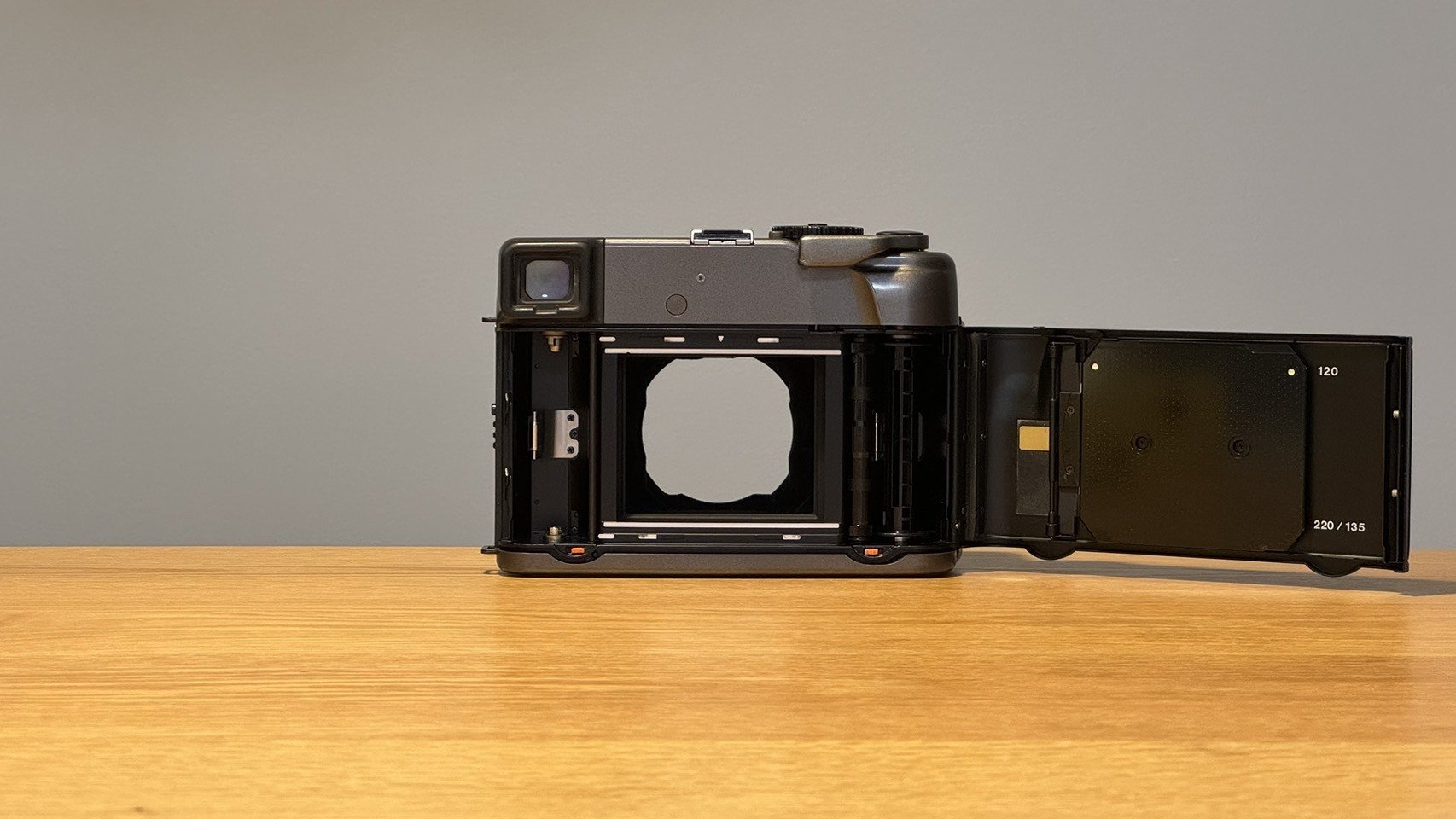 機材】Mamiya 7を購入しました｜もろこし