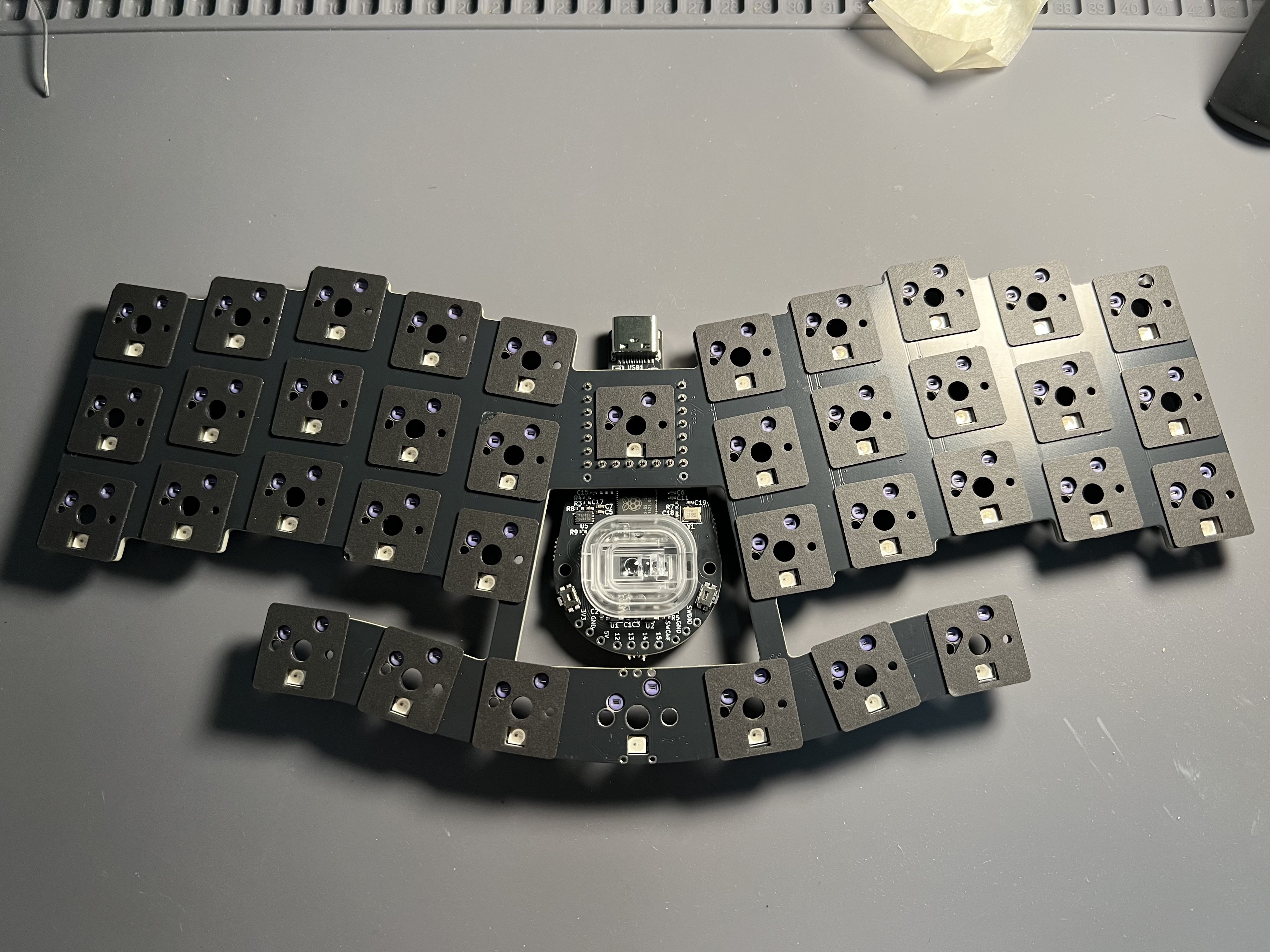 トラボ付き30%一体型キーボード「cocot38mini」ビルドログ｜kazy