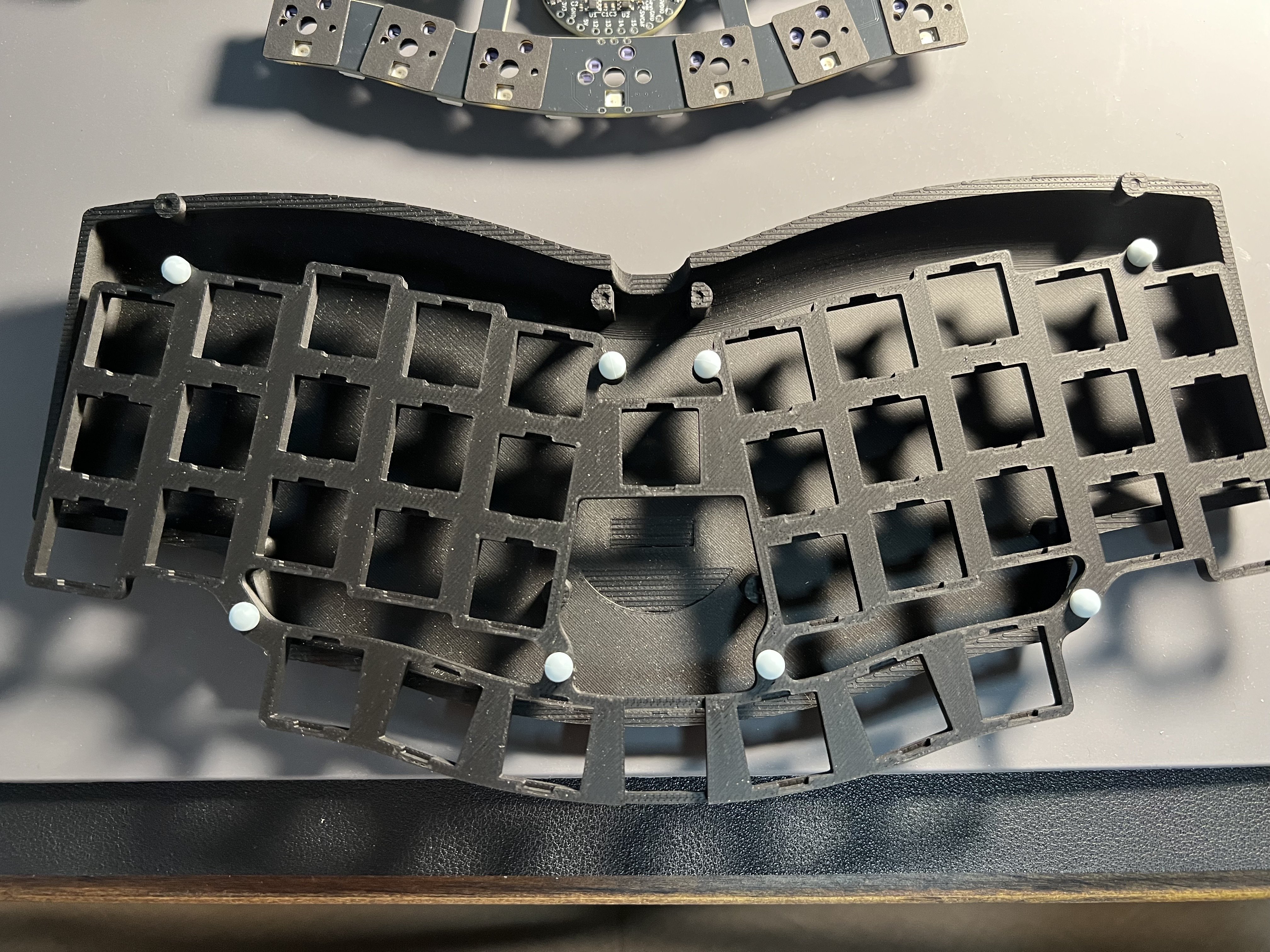 トラボ付き30%一体型キーボード「cocot38mini」ビルドログ｜kazy