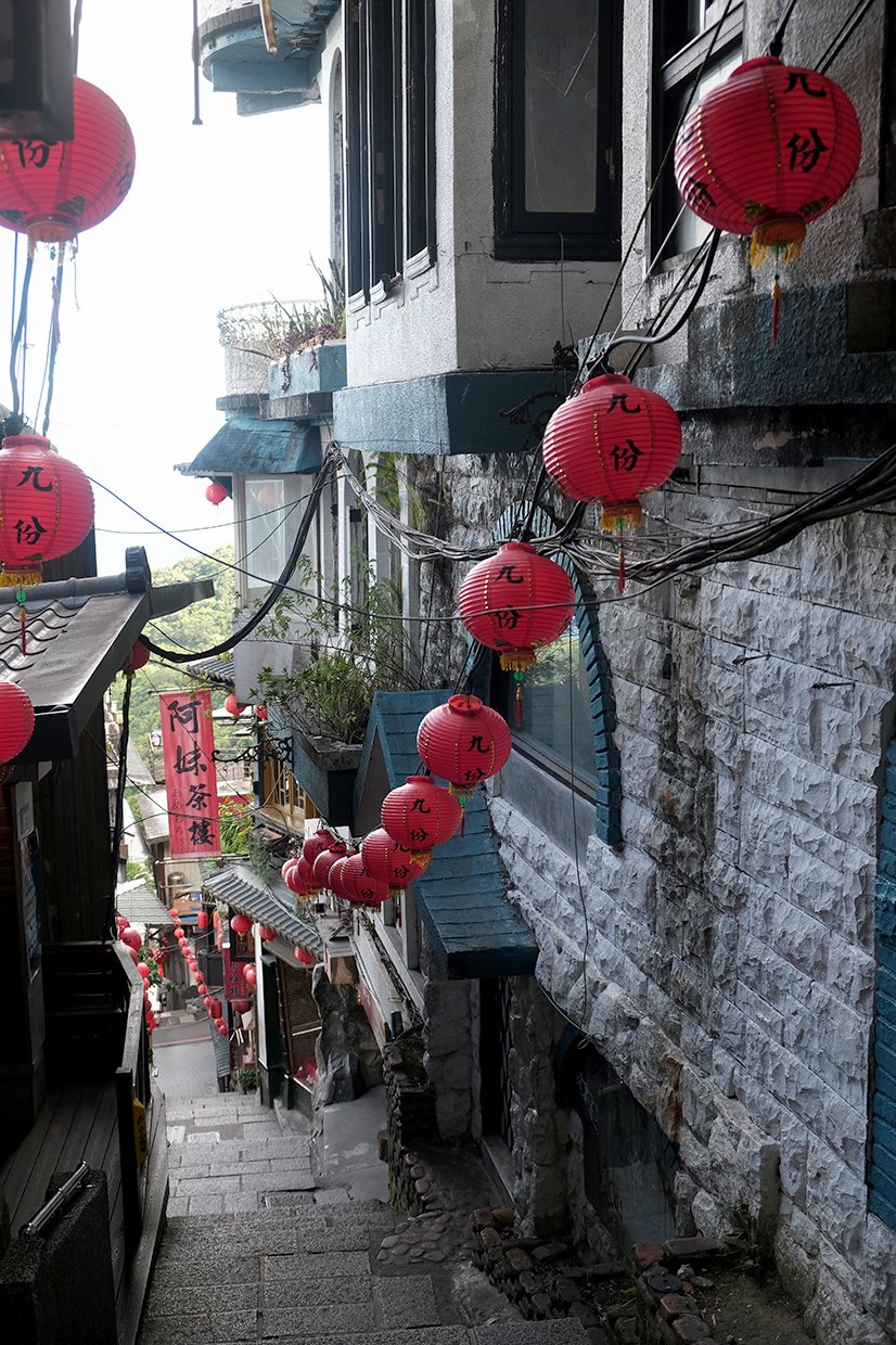 台湾旅ログ③｜朝の九份は別世界。レトロと近未来が交錯する台北を歩く