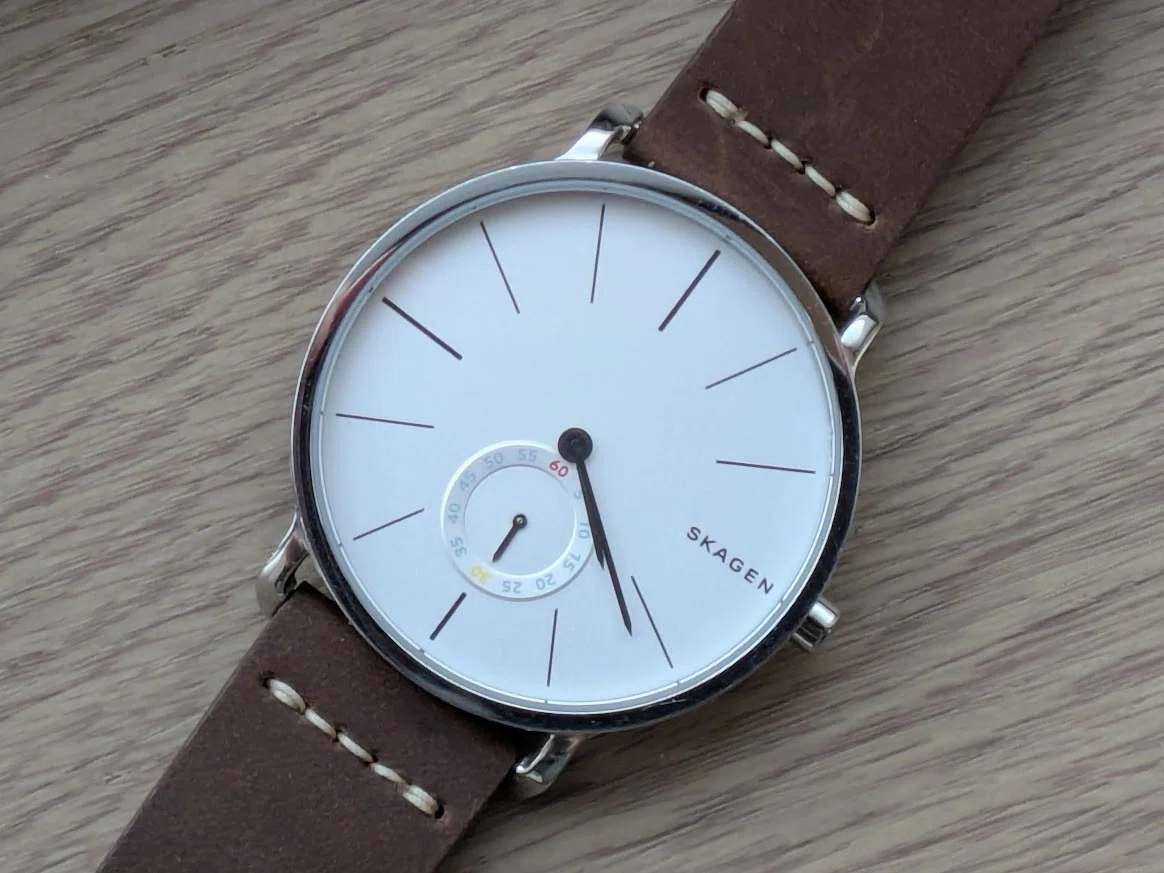 No.142 | Skagen | SKW6215 | 電池交換がすんごく面倒くさい時計｜と