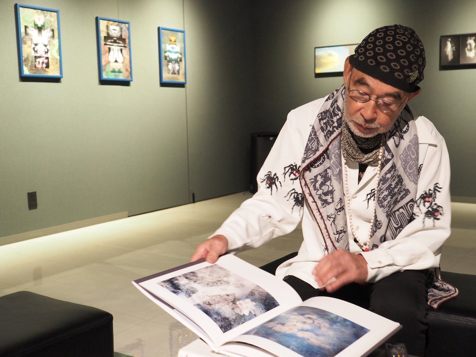 無限に広がるシンメトリーの可能性。内藤忠行写真展「写真の彼方 part3