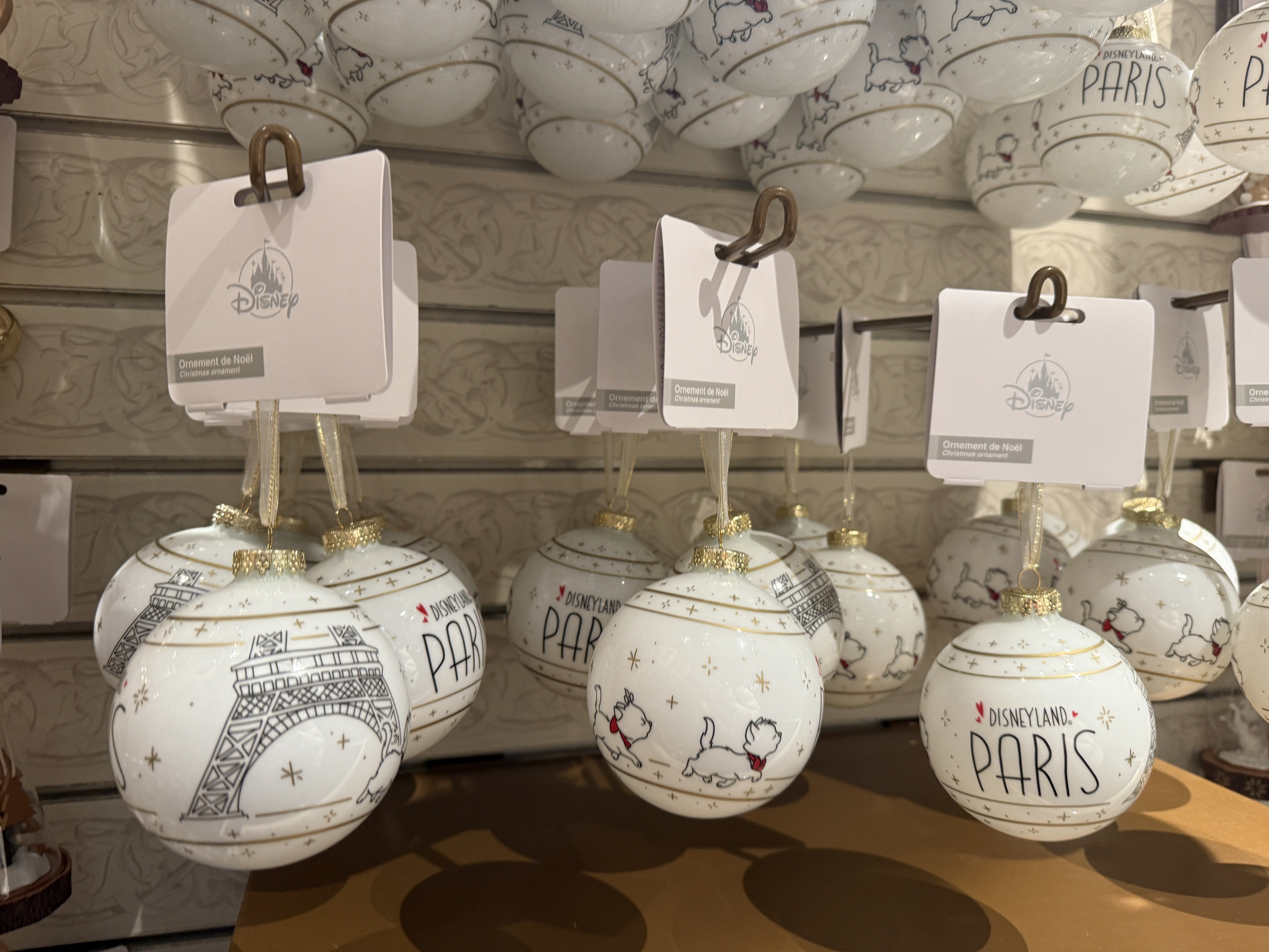 ディズニーパリ20周年限定　ティンカーベルオーナメント　シリアル番号付き ディズニーパリ20周年限定 ティンカーベルオーナメント シリアル番号