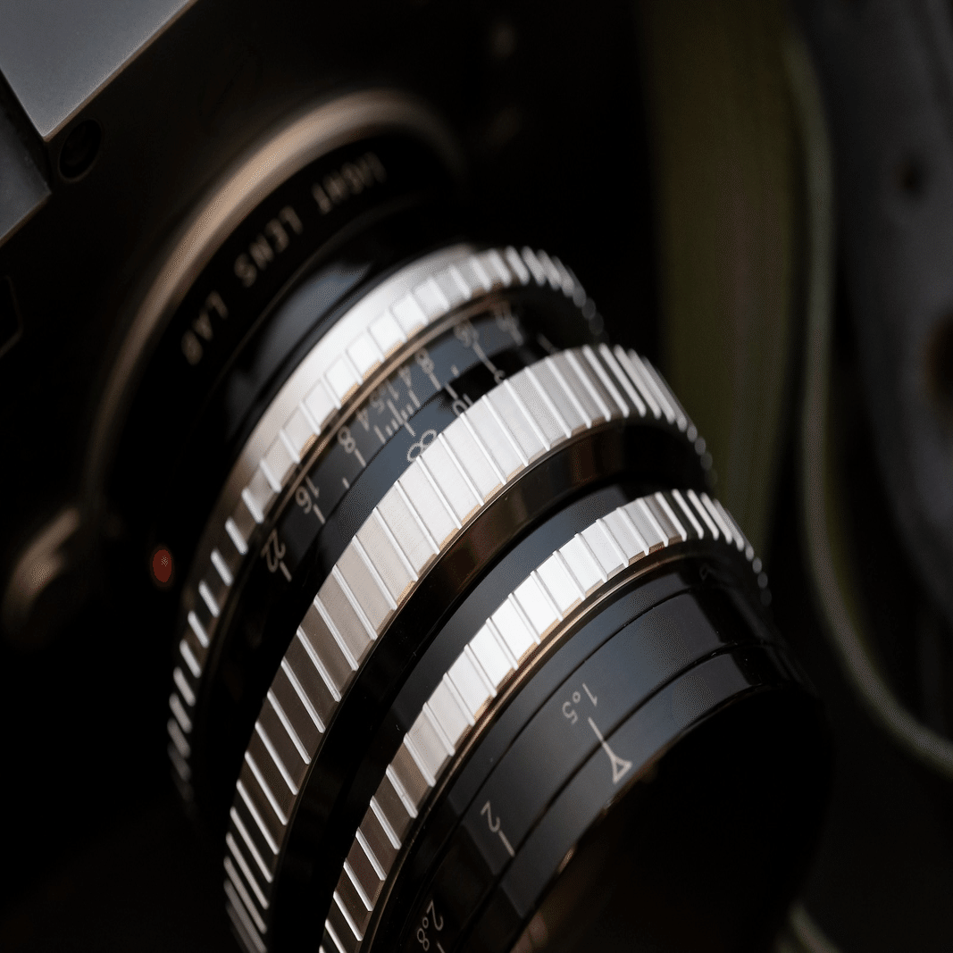 南雲 暁彦｜二度とない あたり前の時間。LIGHT LENS LAB M 50mm f/1.5