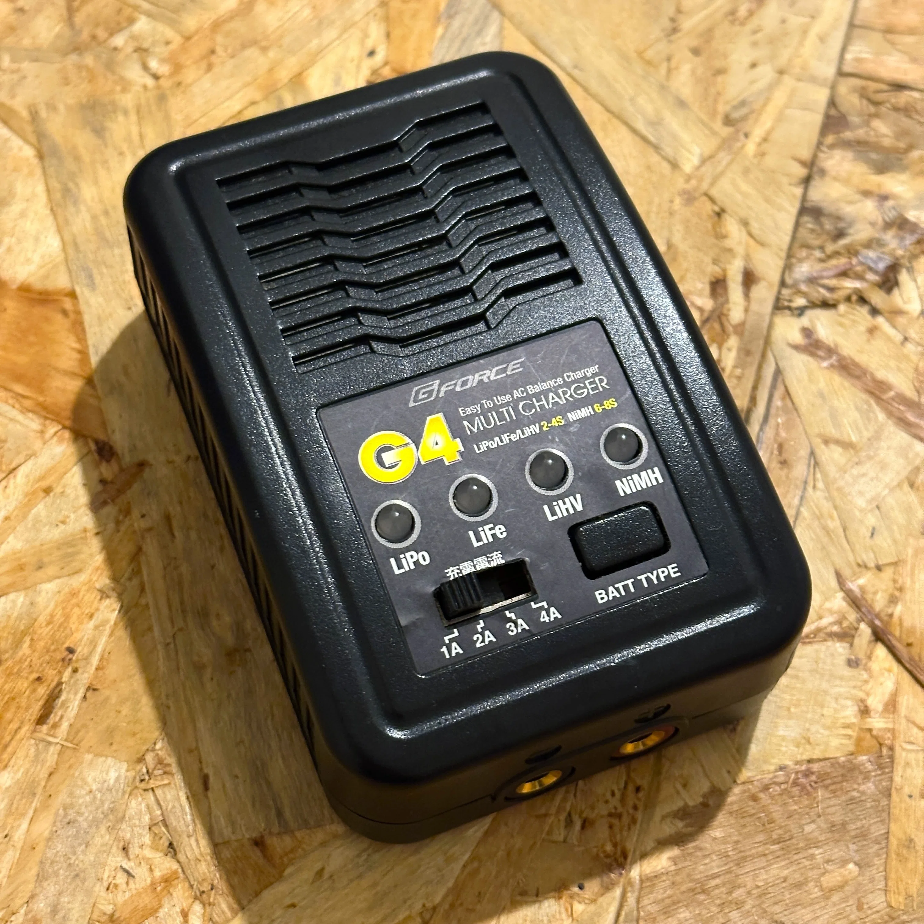 1台でほぼ全種類のラジコンバッテリー充電が完結。私が愛用している