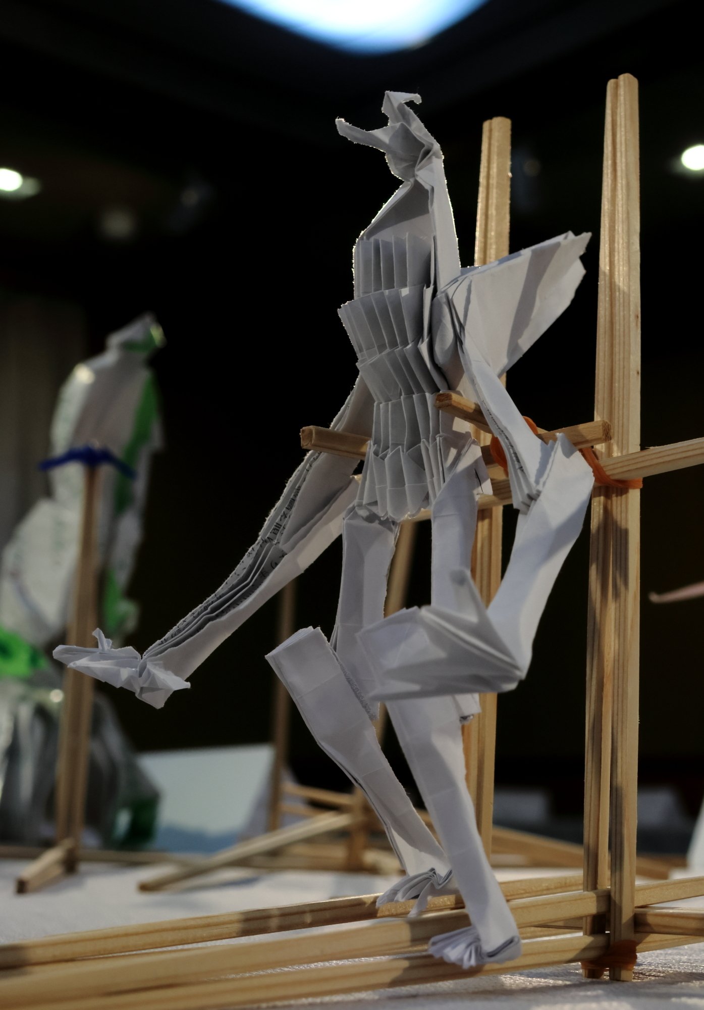 独創的折り紙の世界／作者は梁瀬小6年生／山東・ヒメハナ公園で展覧会