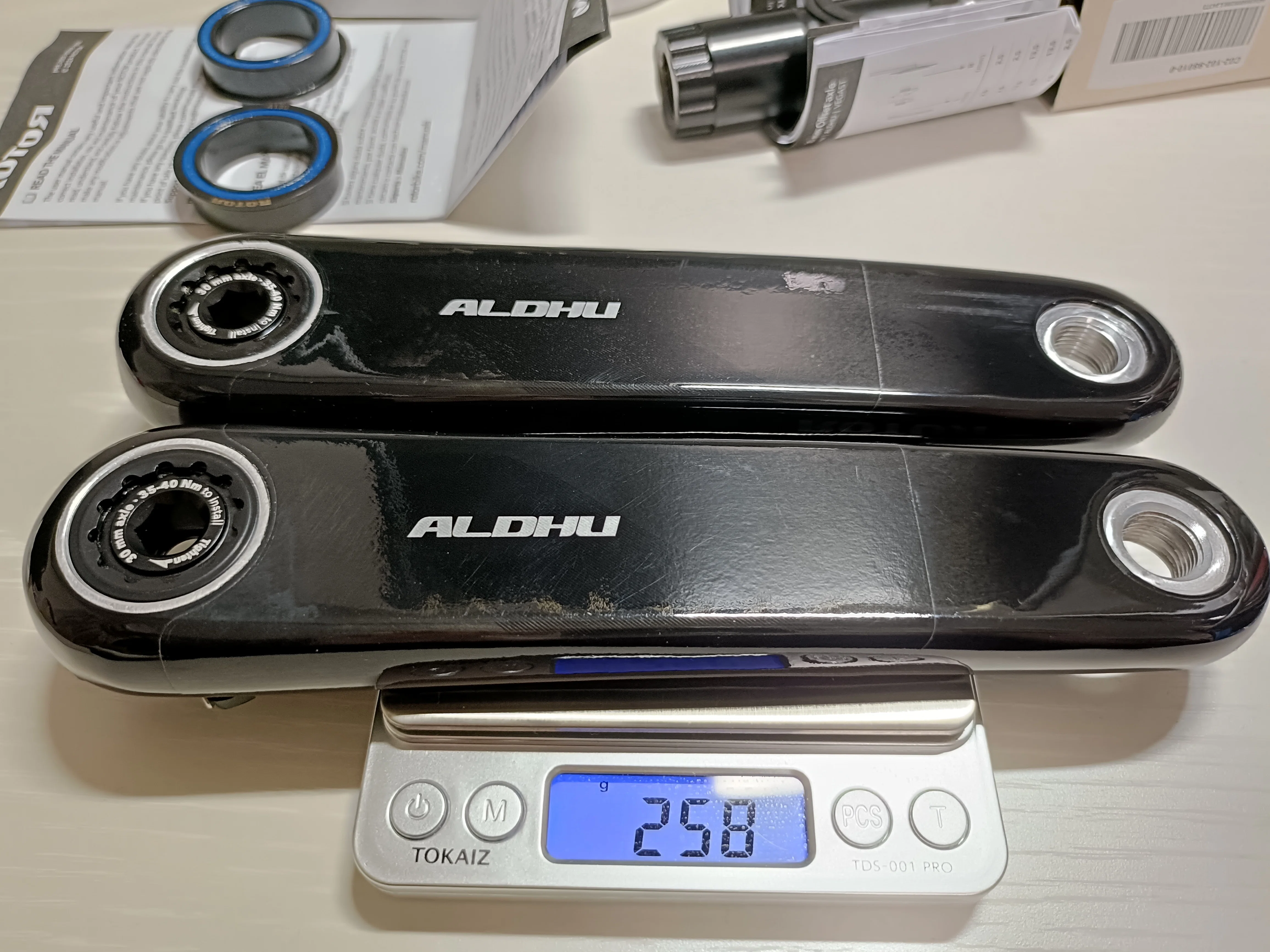 ROTOR ALDHU carbonが届いたので計量など｜Y.T.