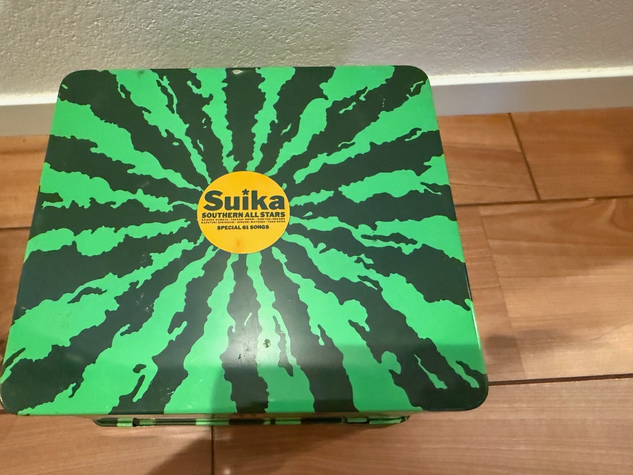 134 サザンオールスターズ すいか缶 135真夏の秘宝館 トランクス