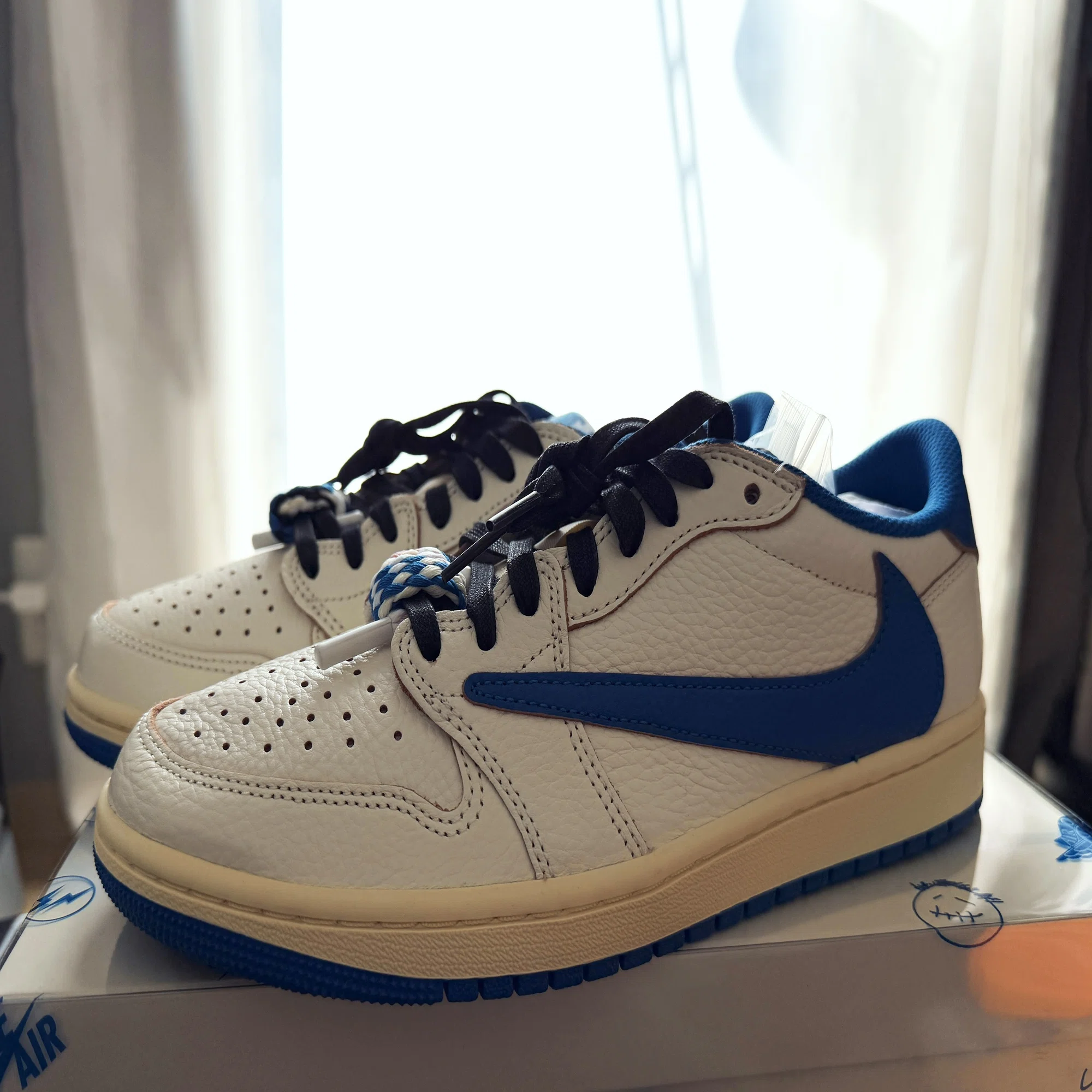 AIR JORDAN1 OG SP 