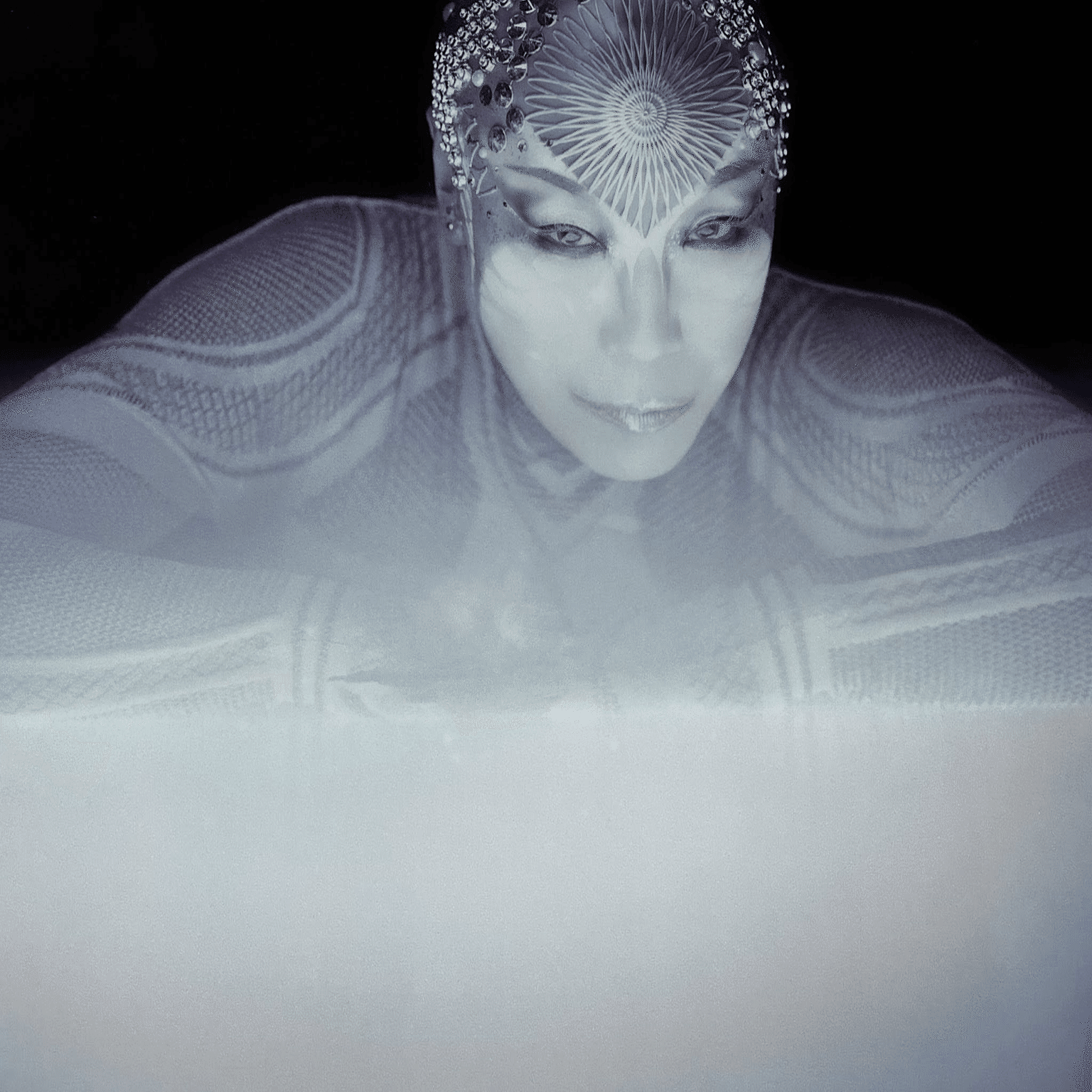 松任谷由実 ニューアルバム「WORMHOLE」｜生まれたてのおっさん（山