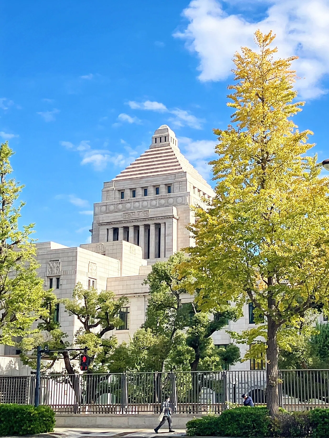 大人の社会科見学】国会議事堂の衆議院参観｜ogata