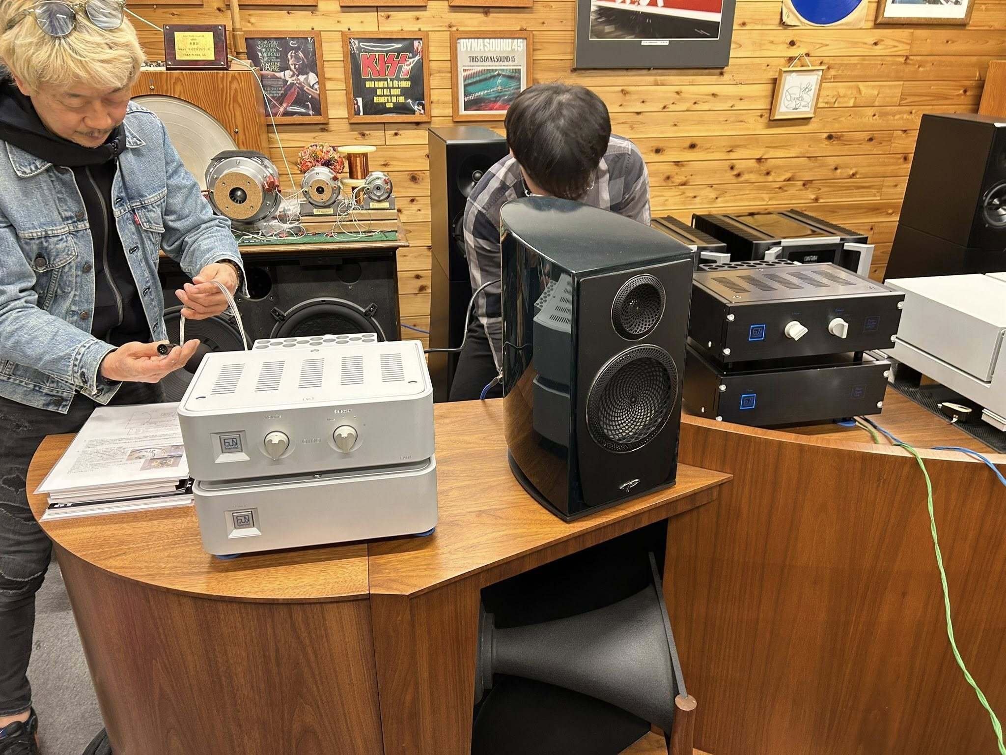 オーディオ]FUNDAMENTALの新作プリメイン・アンプ「aina」を聴いた