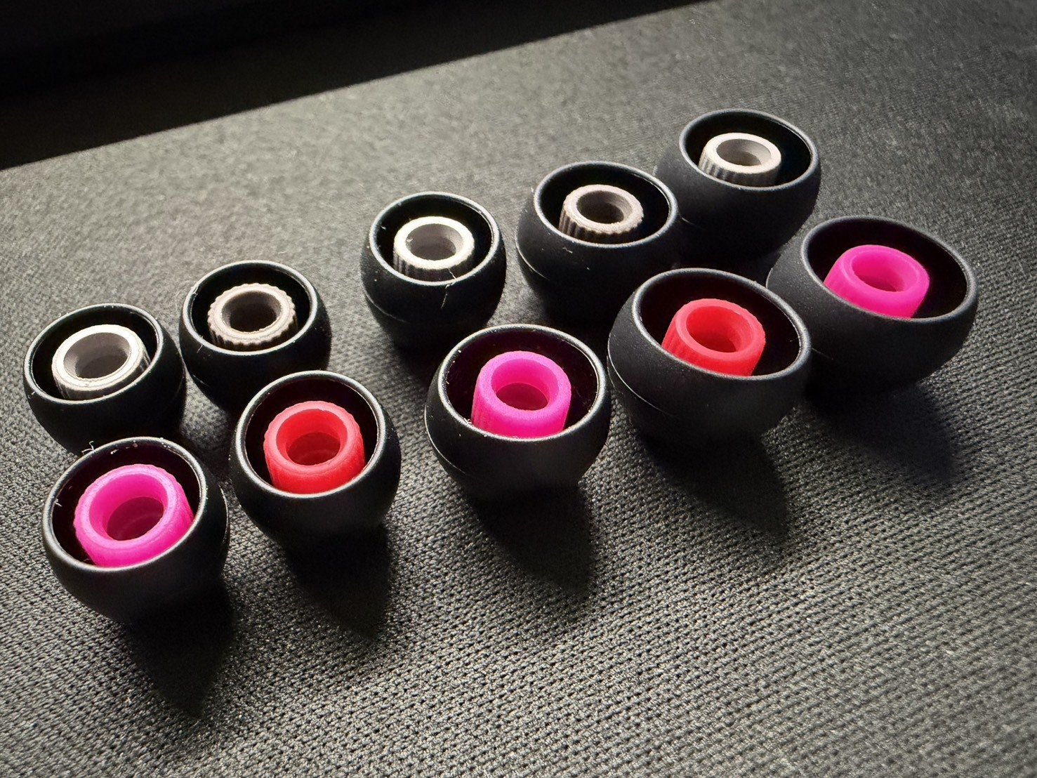 レビュー】えっちなイヤホンを超える！？final VR1000 for ASMR Patra